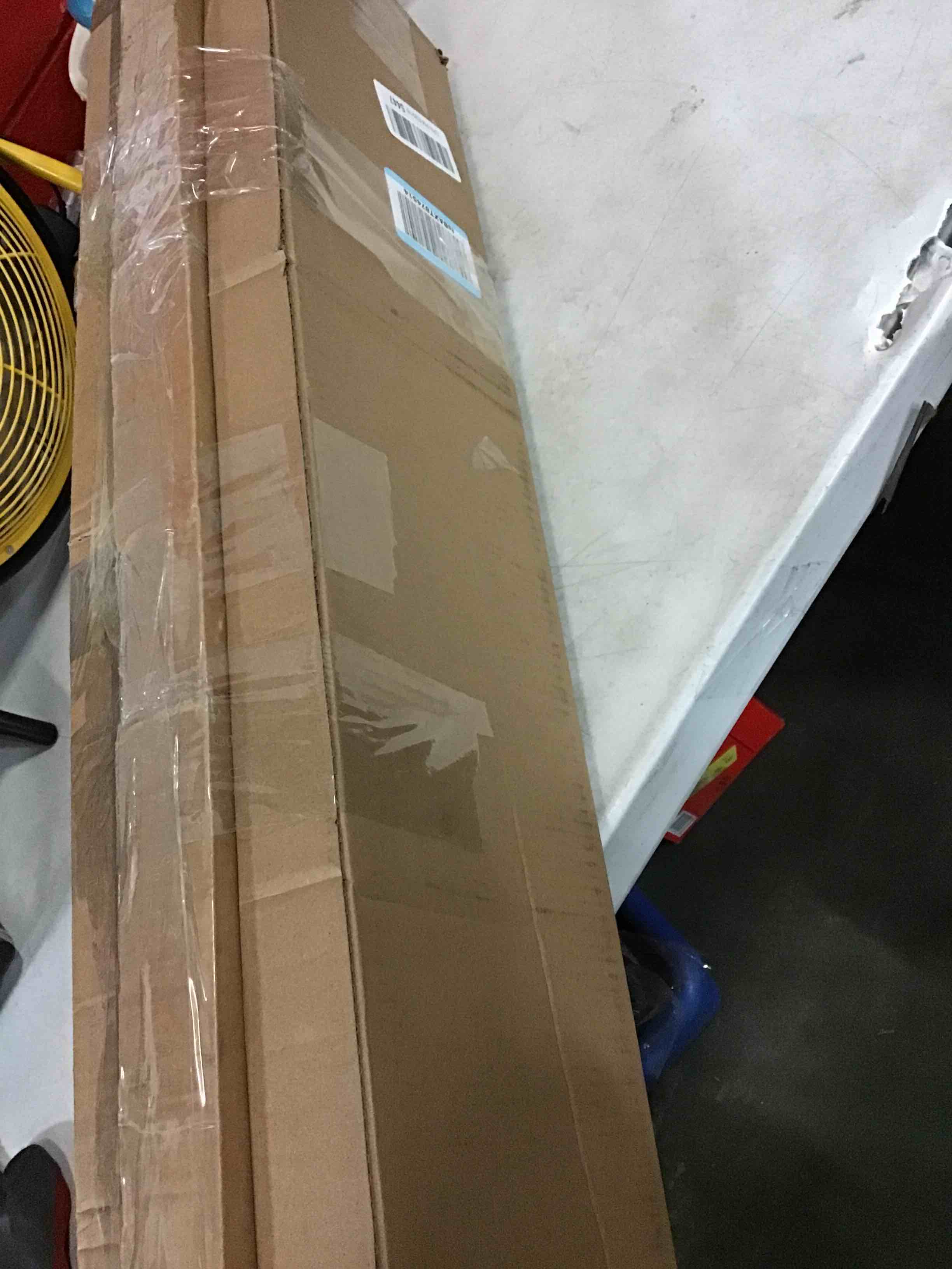 https://s3.amazonaws.com/lotting-images-prod/bidfta/PNK1443968_1751374333725.jpeg