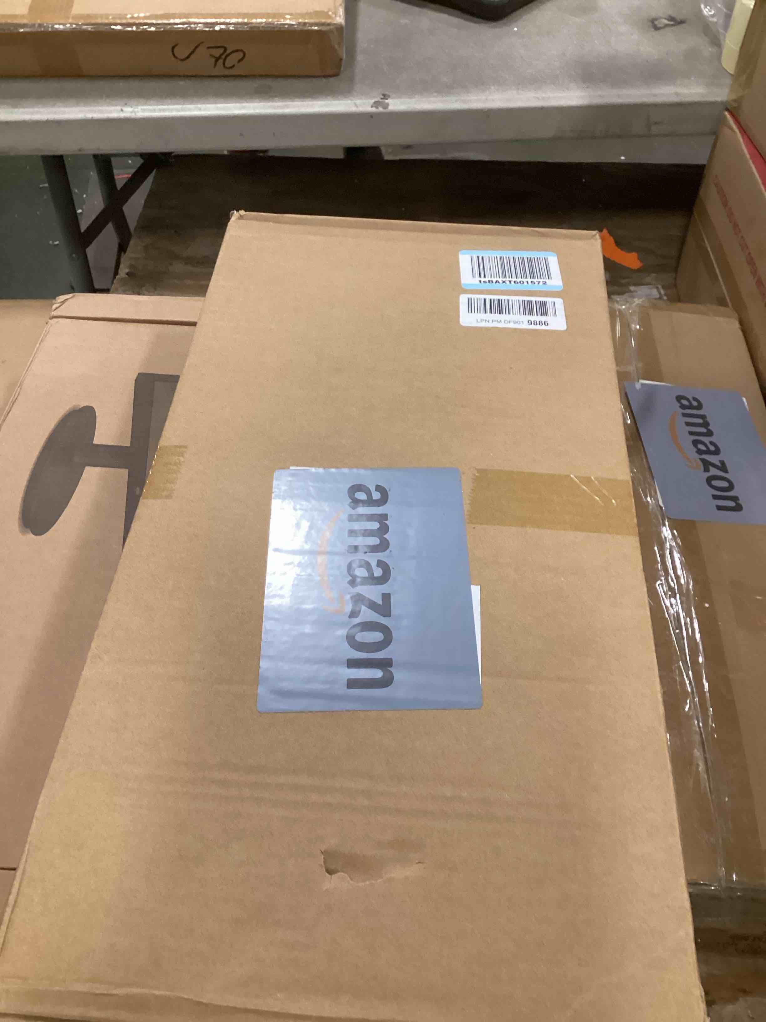 https://s3.amazonaws.com/lotting-images-prod/bidfta/PNK1444121_1734723285834.jpeg