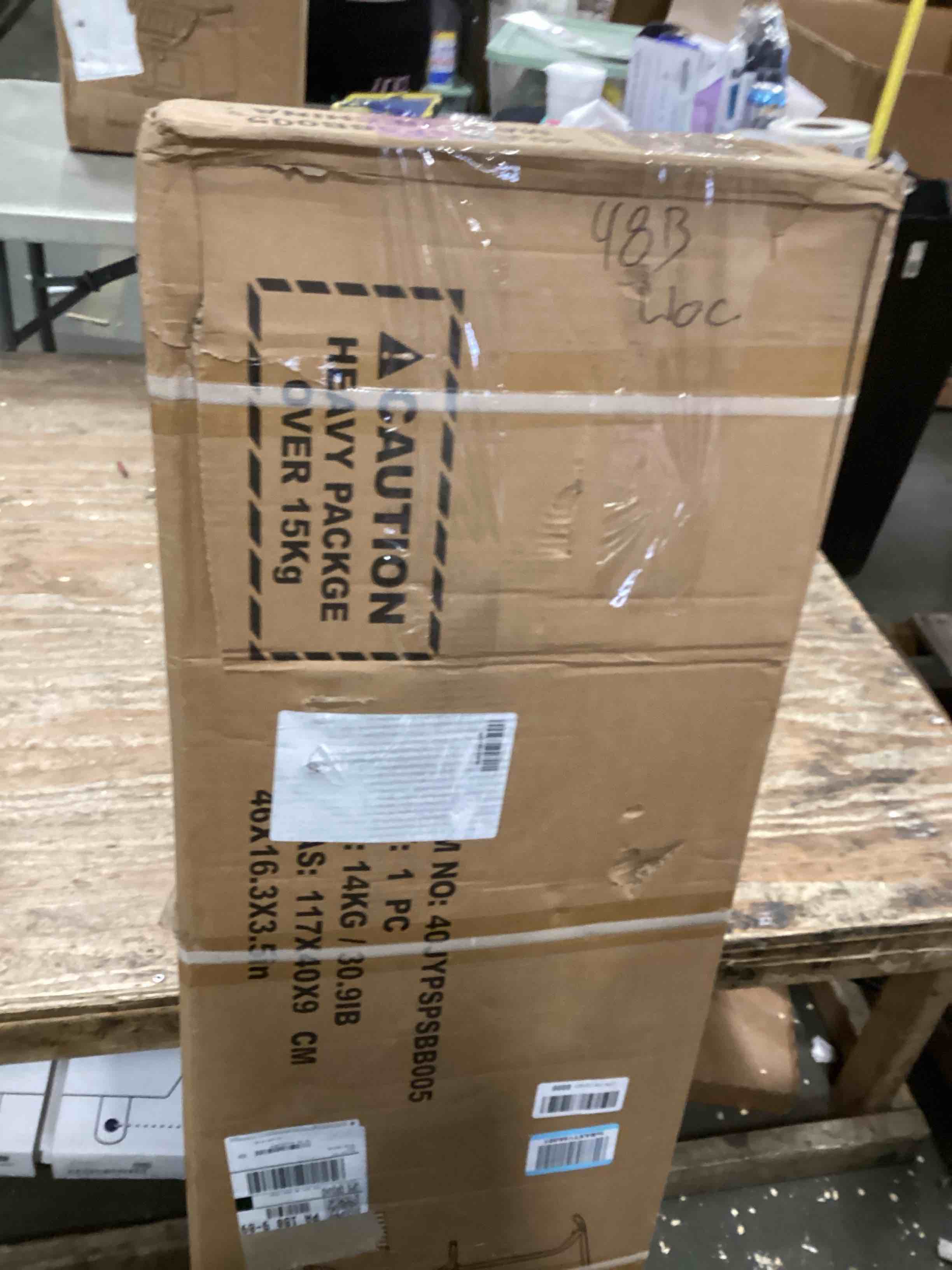 https://s3.amazonaws.com/lotting-images-prod/bidfta/PNK1444808_1735226756980.jpeg