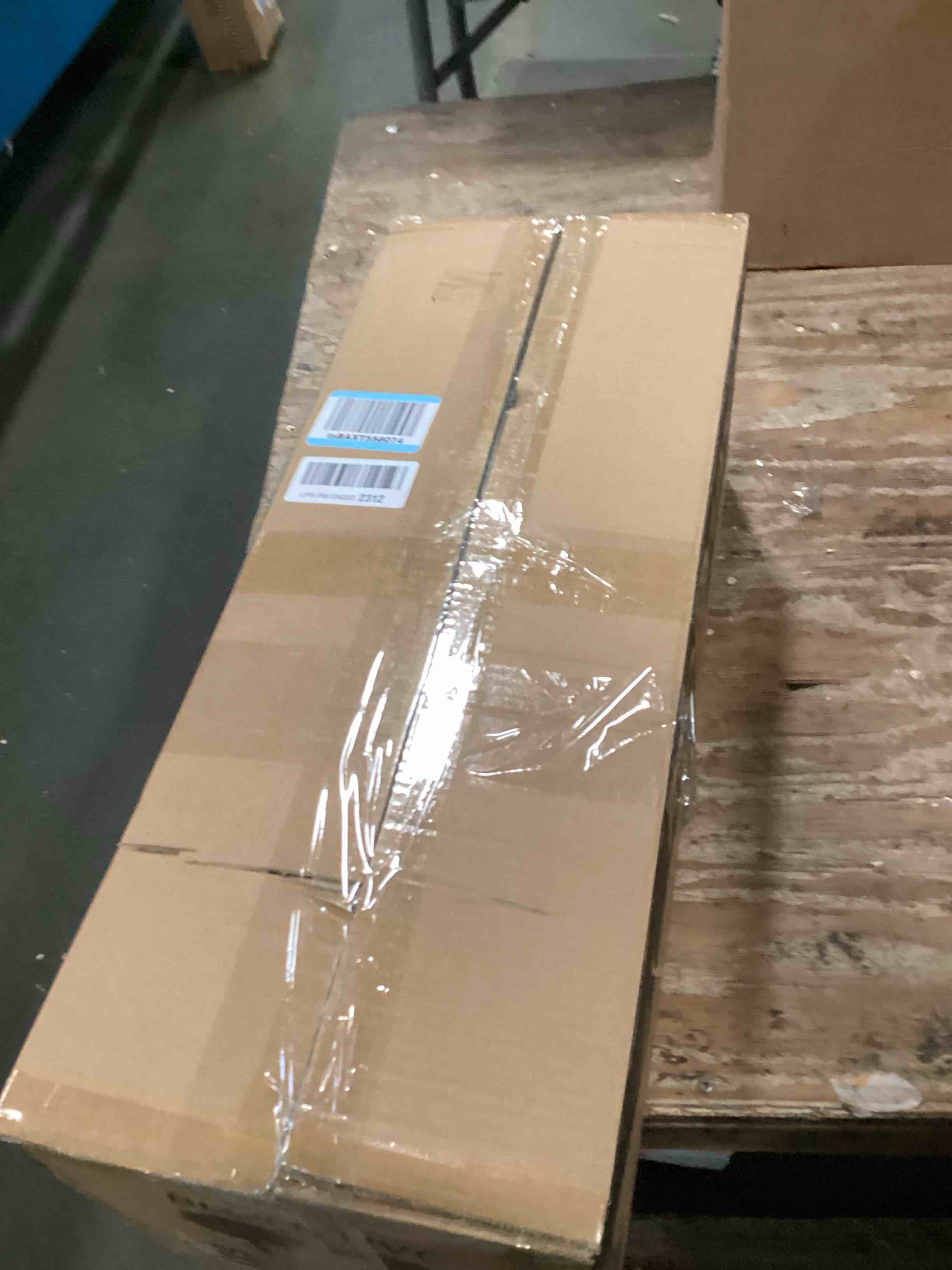 https://s3.amazonaws.com/lotting-images-prod/bidfta/PNK1444814_1735227844267.jpeg