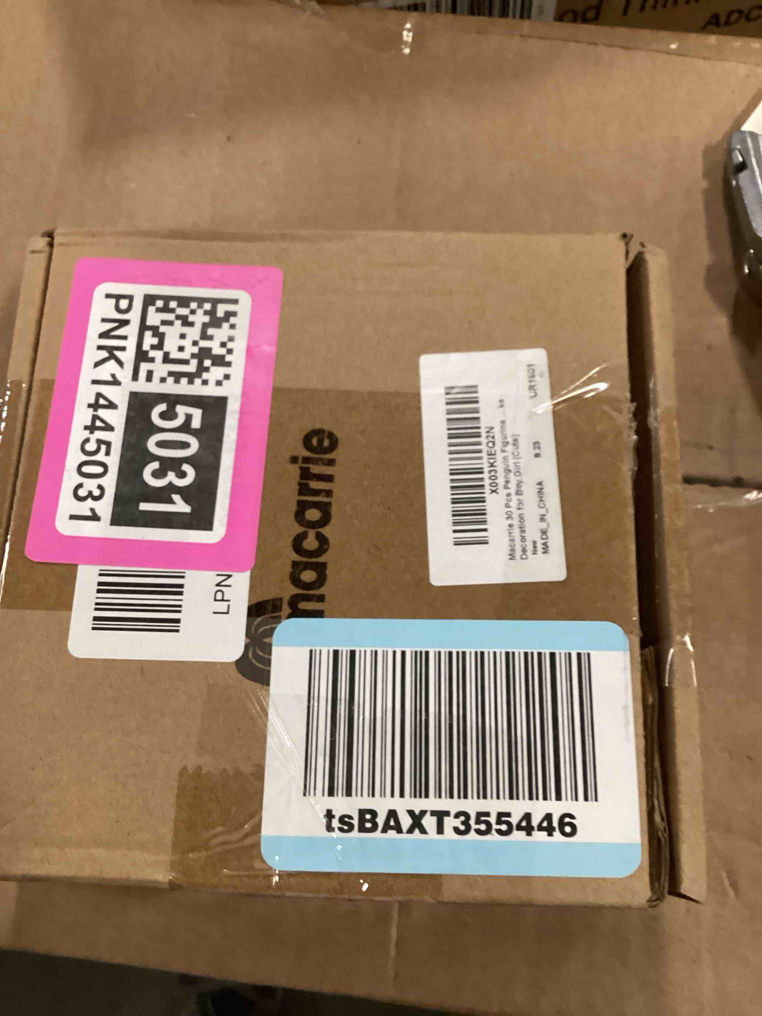https://s3.amazonaws.com/lotting-images-prod/bidfta/PNK1445031_1735319799360.jpeg