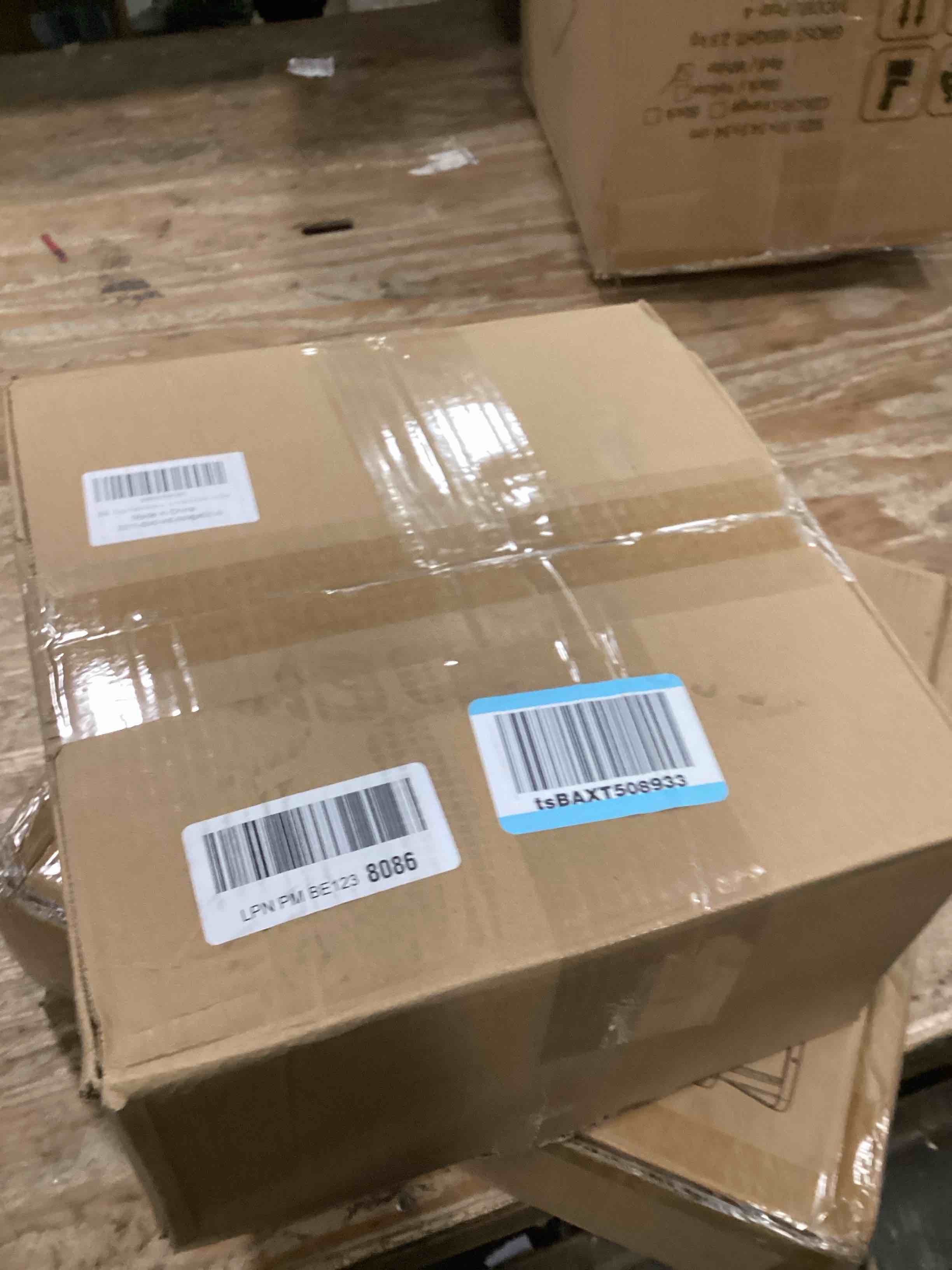 https://s3.amazonaws.com/lotting-images-prod/bidfta/PNK1445059_1735326567438.jpeg
