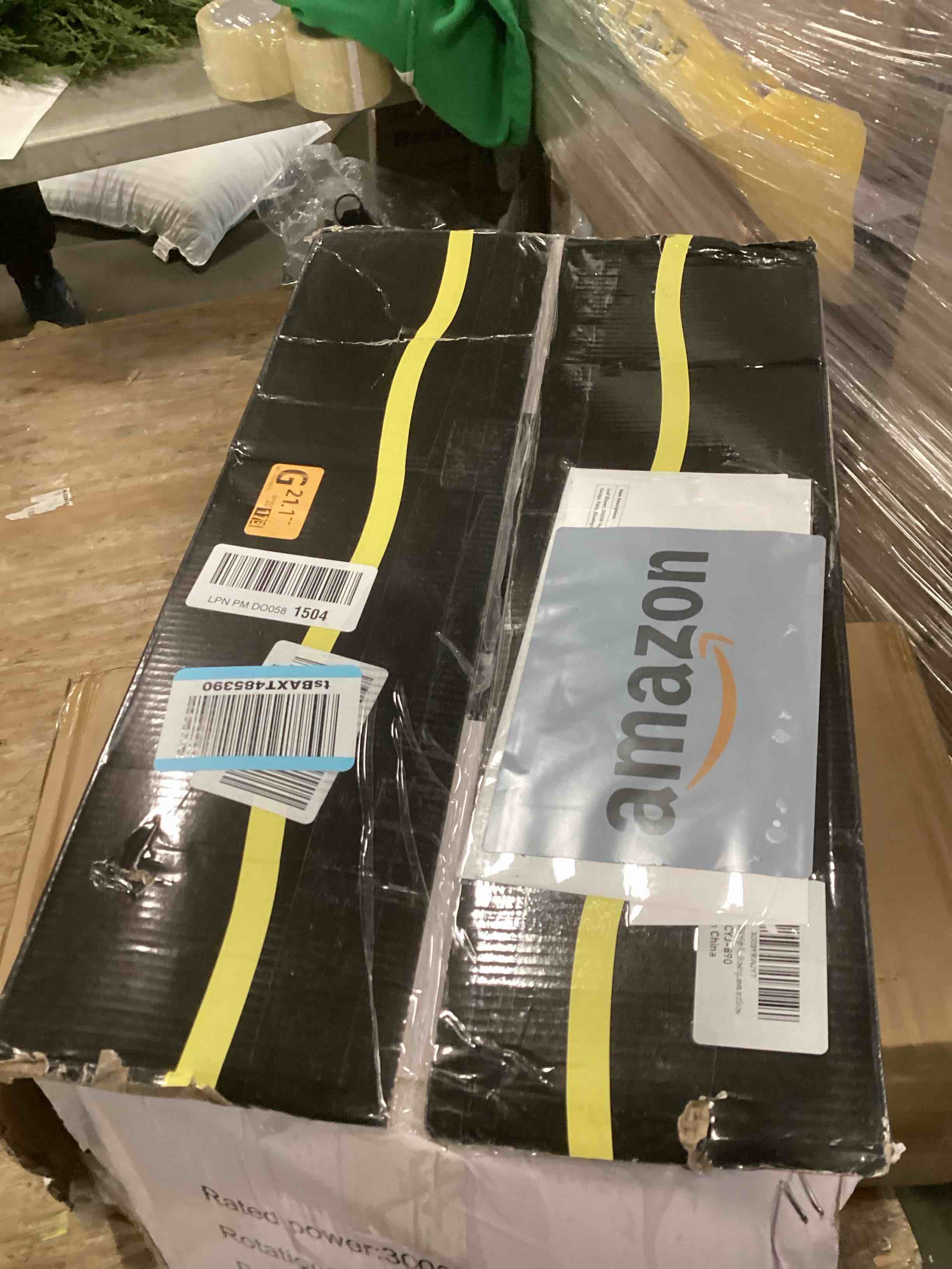 https://s3.amazonaws.com/lotting-images-prod/bidfta/PNK1446147_1736431200113.jpeg