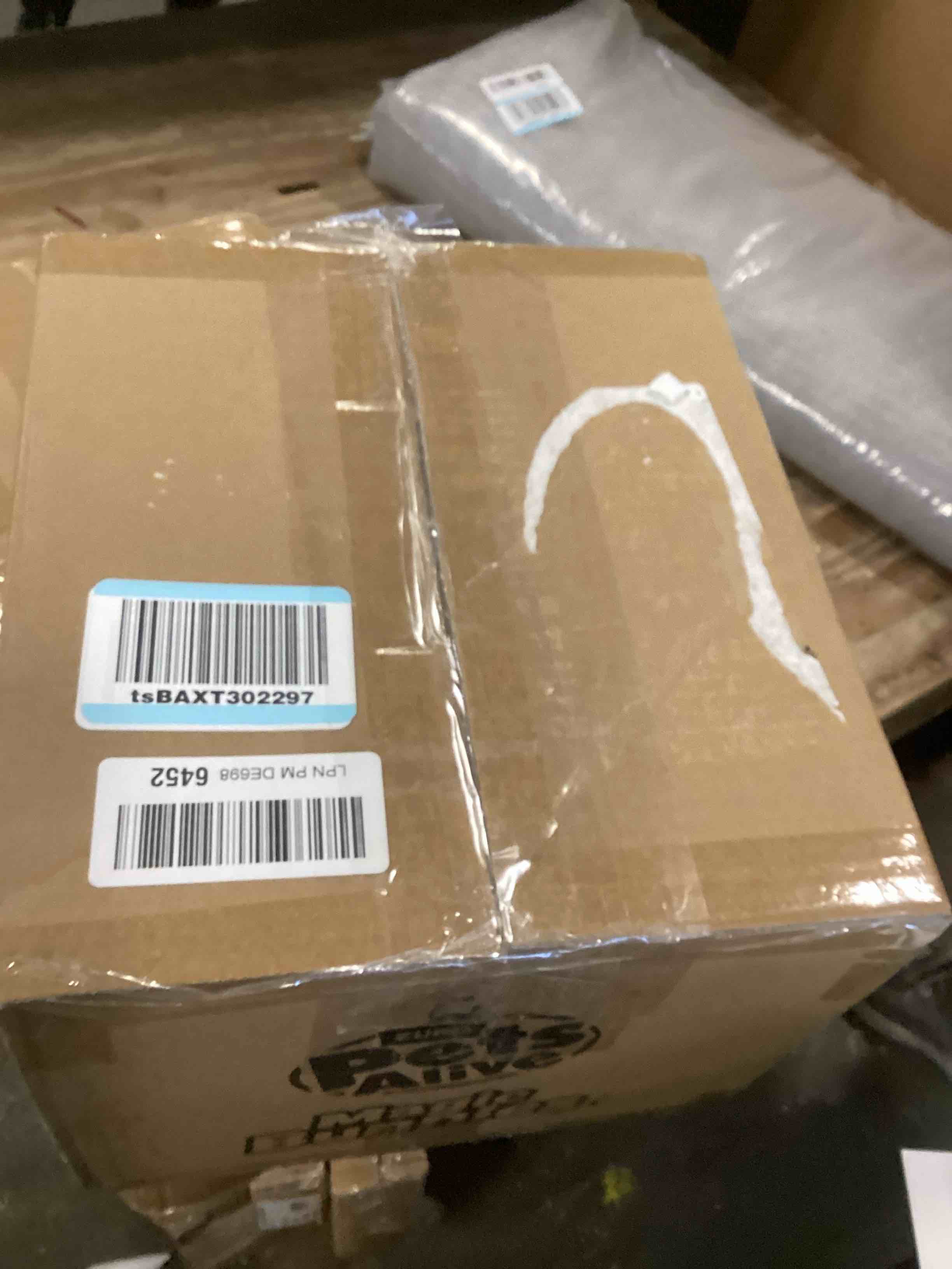 https://s3.amazonaws.com/lotting-images-prod/bidfta/PNK1446250_1736448425316.jpeg