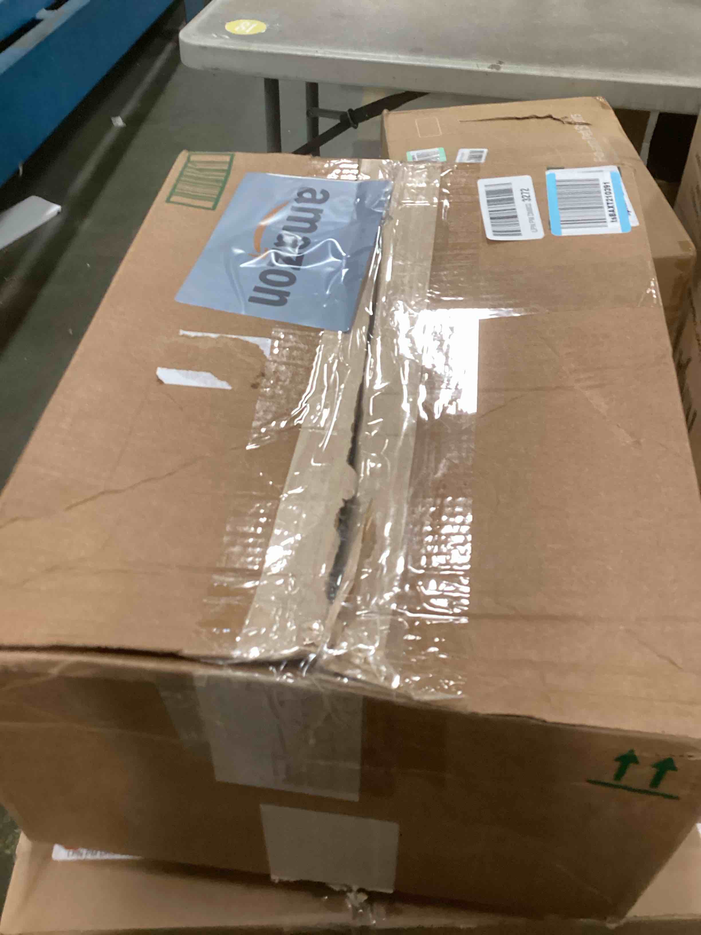 https://s3.amazonaws.com/lotting-images-prod/bidfta/PNK1446371_1736519788326.jpeg