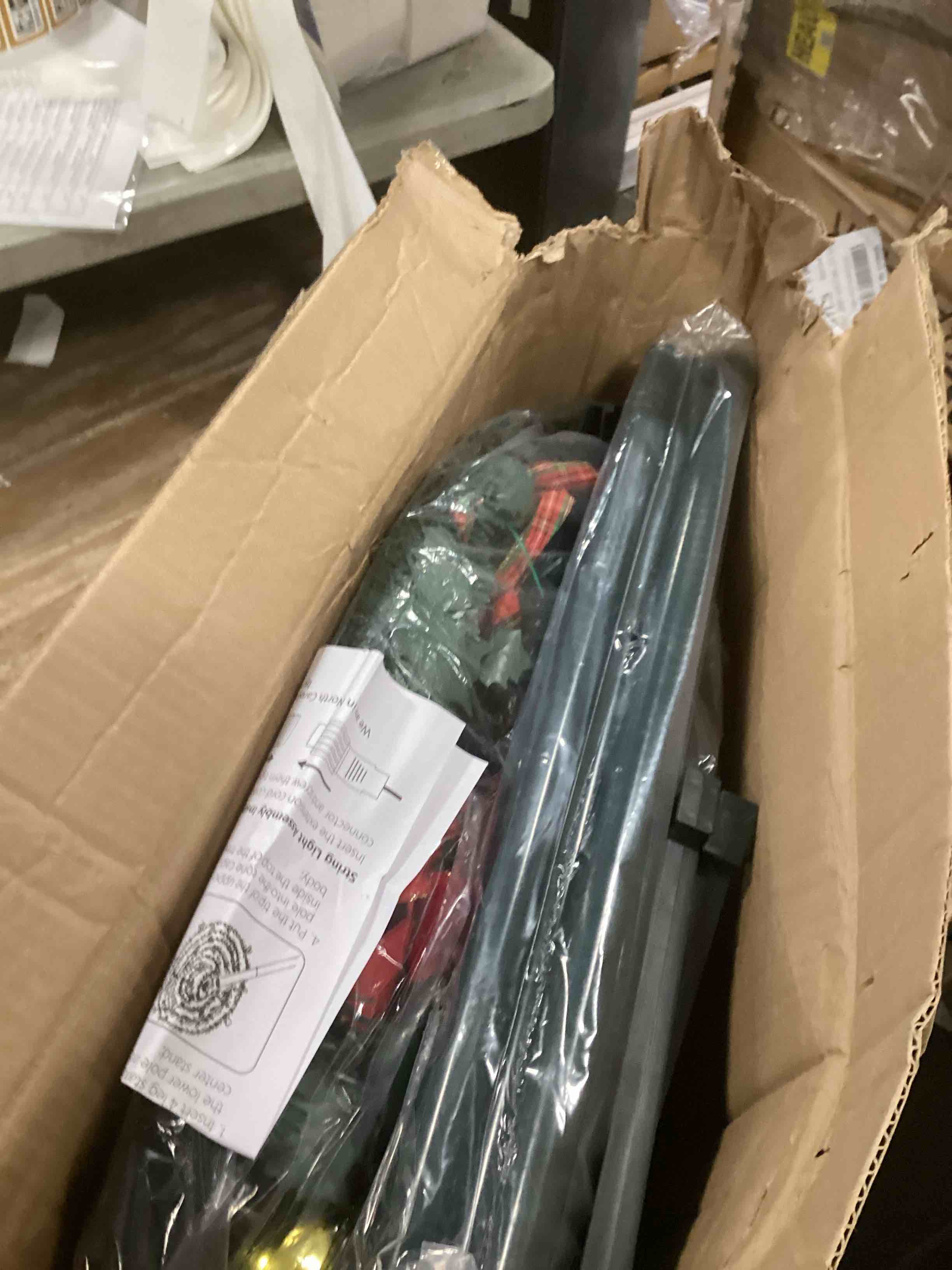 https://s3.amazonaws.com/lotting-images-prod/bidfta/PNK1446472_1736537160123.jpeg