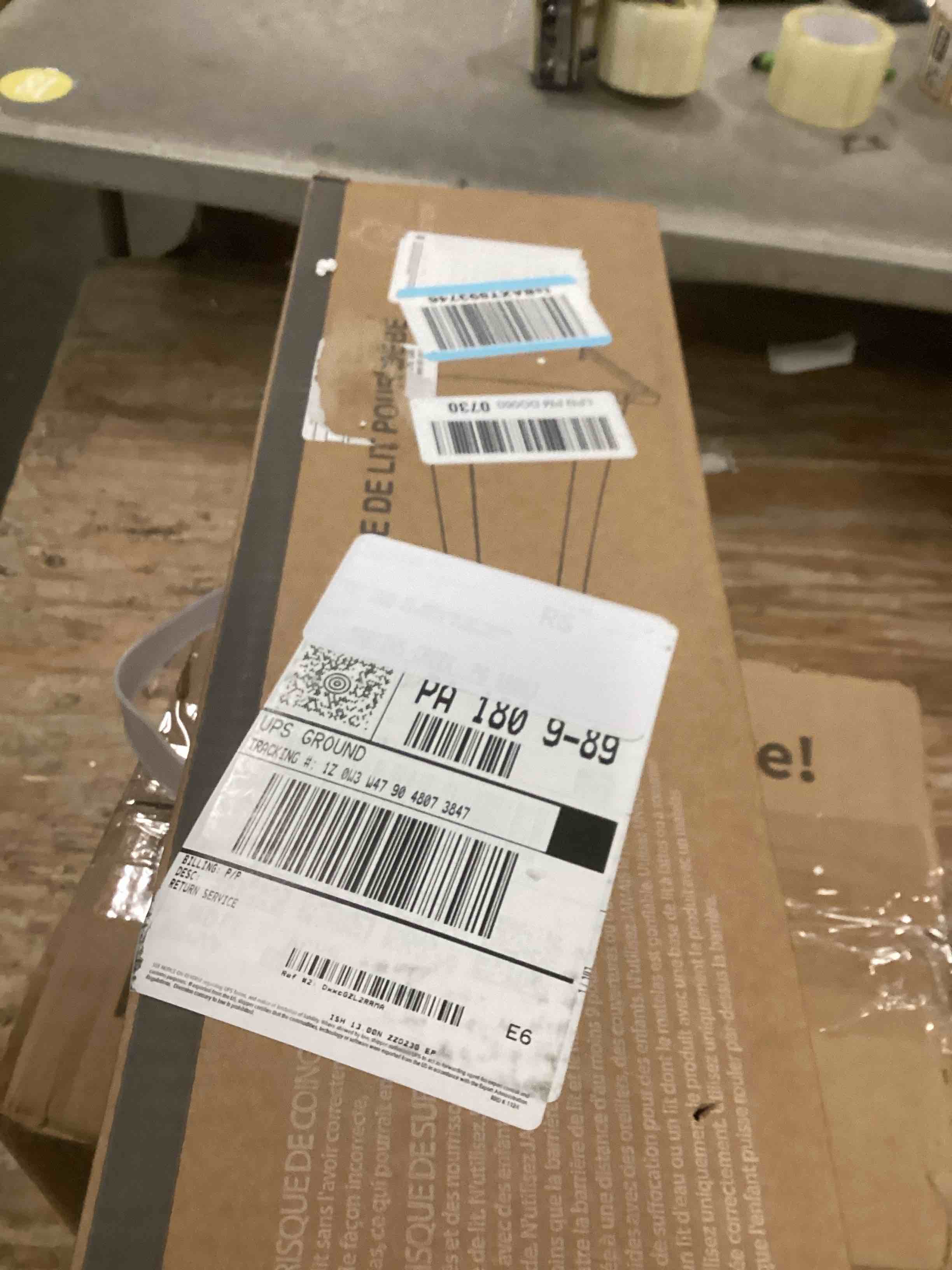 https://s3.amazonaws.com/lotting-images-prod/bidfta/PNK1446523_1736543525601.jpeg