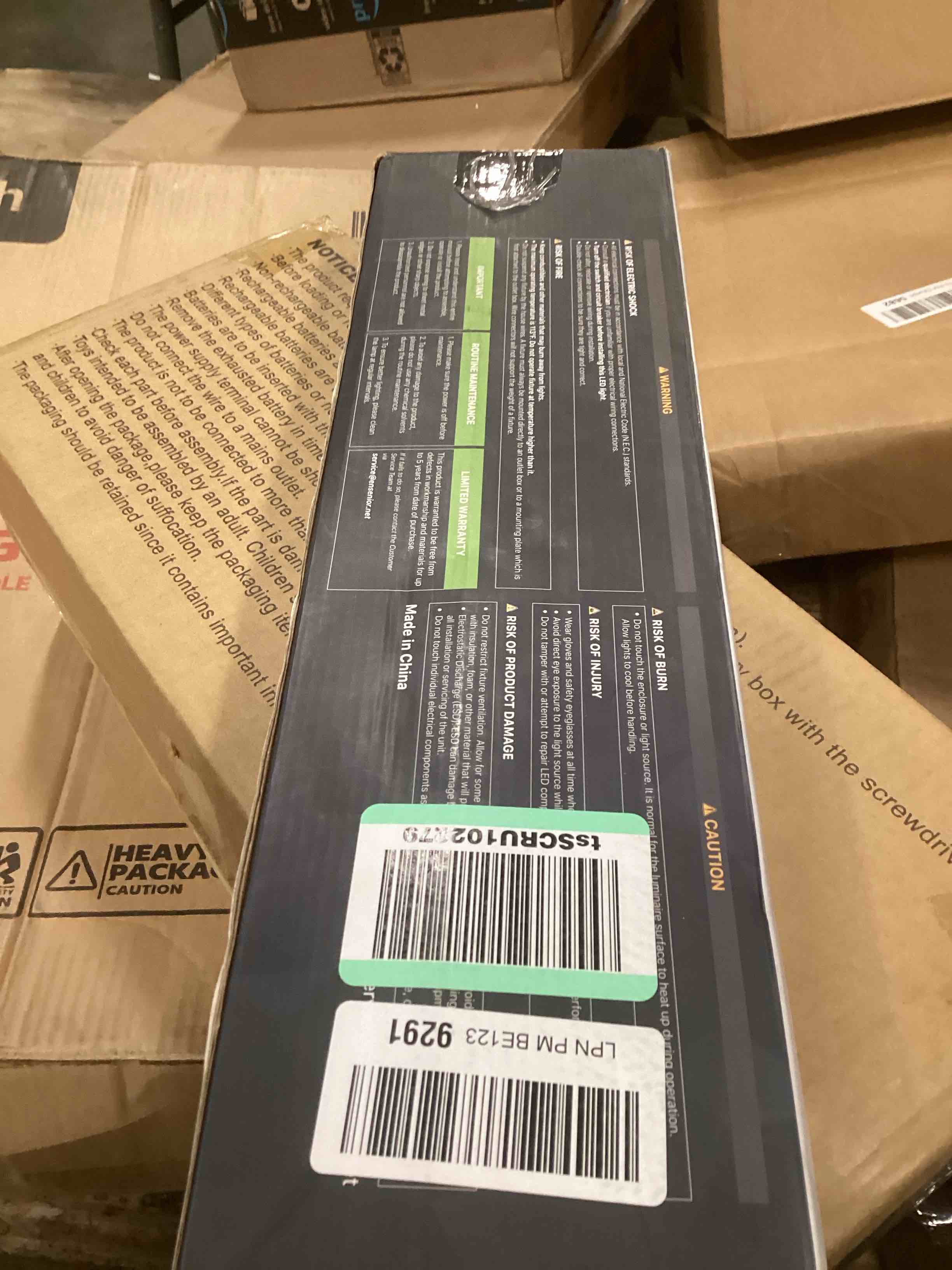 https://s3.amazonaws.com/lotting-images-prod/bidfta/PNK1446542_1736770091663.jpeg