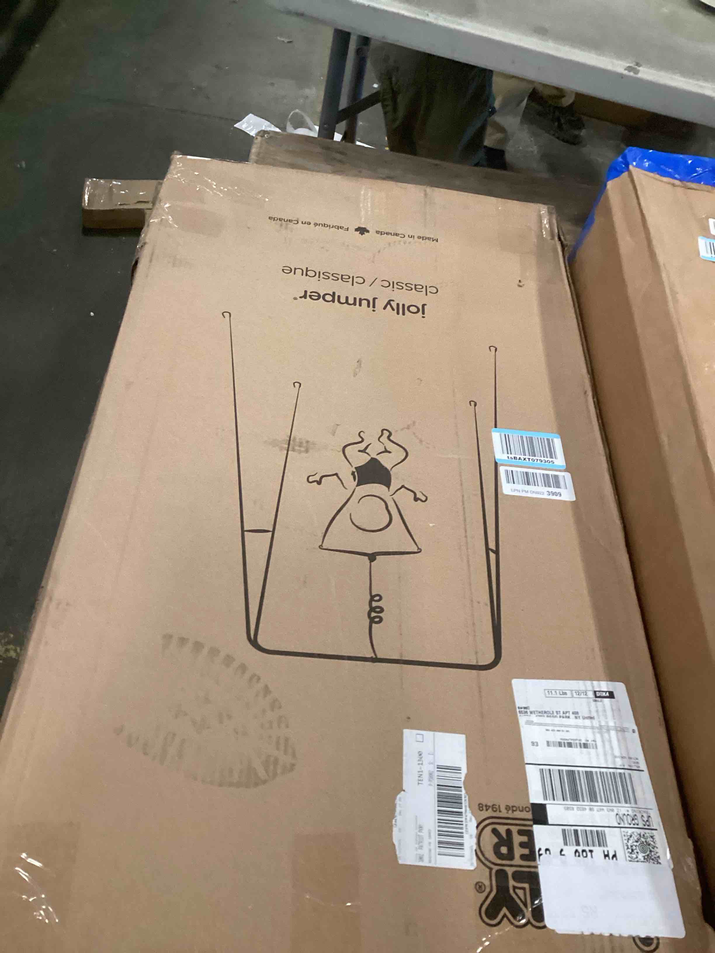 https://s3.amazonaws.com/lotting-images-prod/bidfta/PNK1446637_1736783852026.jpeg