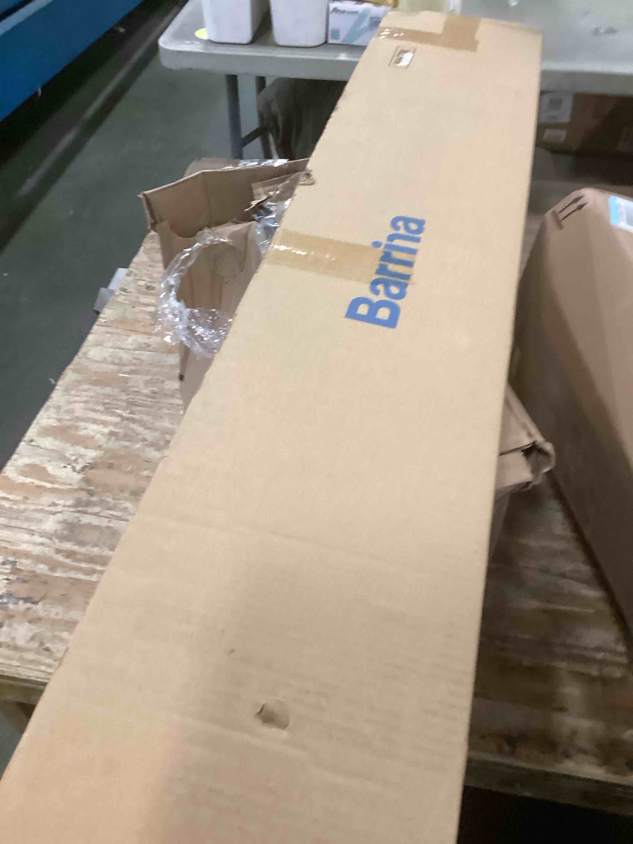 https://s3.amazonaws.com/lotting-images-prod/bidfta/PNK1446858_1736869935566.jpeg