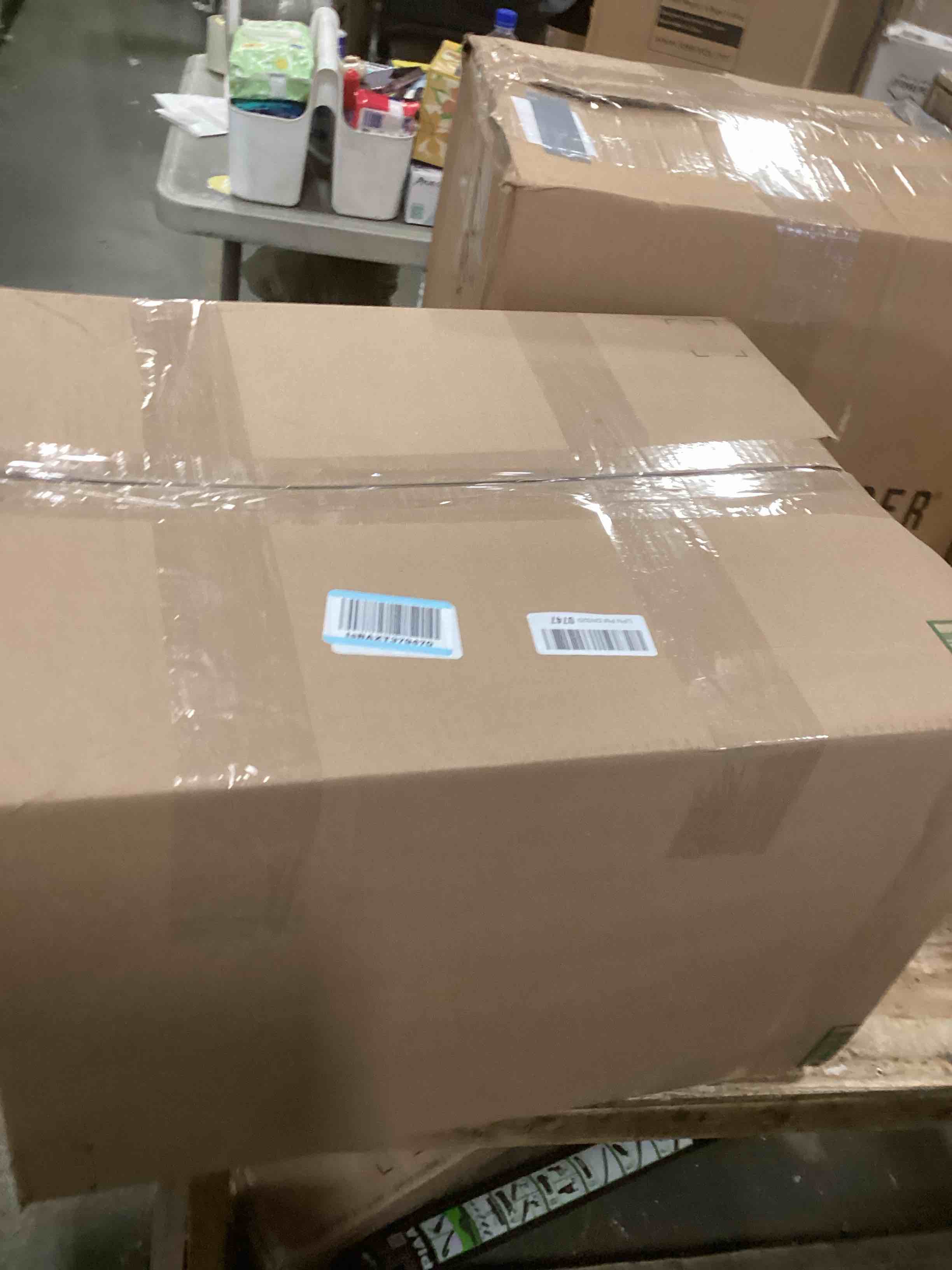 https://s3.amazonaws.com/lotting-images-prod/bidfta/PNK1446895_1736879537127.jpeg
