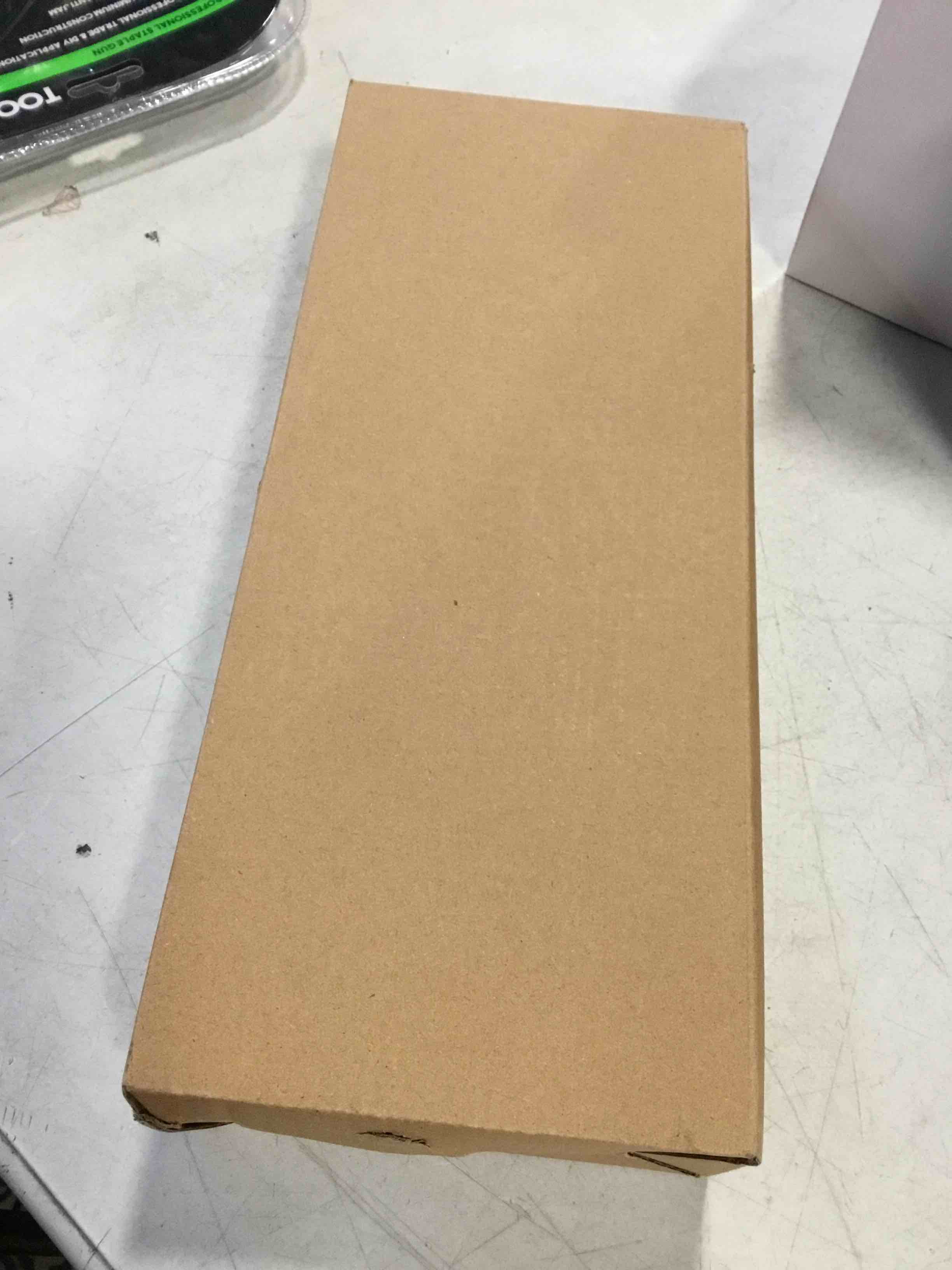 https://s3.amazonaws.com/lotting-images-prod/bidfta/PNK1448793_1735658544140.jpeg