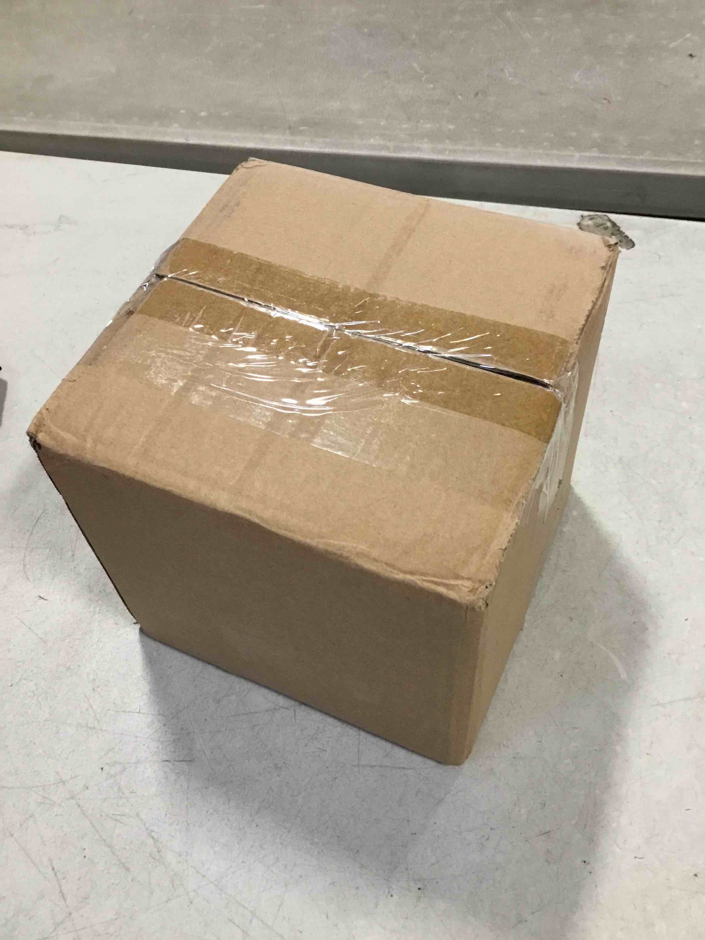 https://s3.amazonaws.com/lotting-images-prod/bidfta/PNK1448879_1735673881190.jpeg