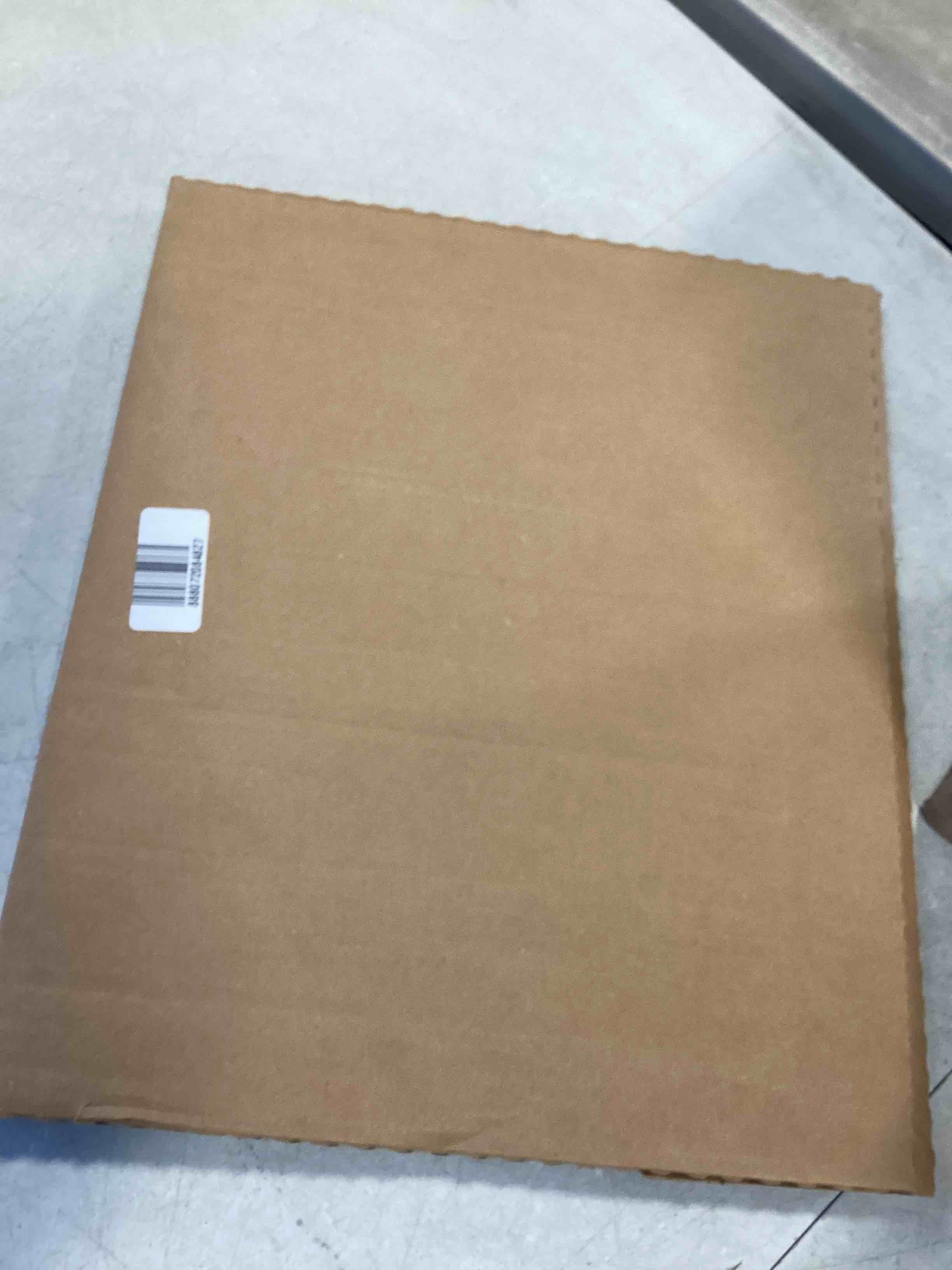 https://s3.amazonaws.com/lotting-images-prod/bidfta/PNK1449079_1735915343226.jpeg