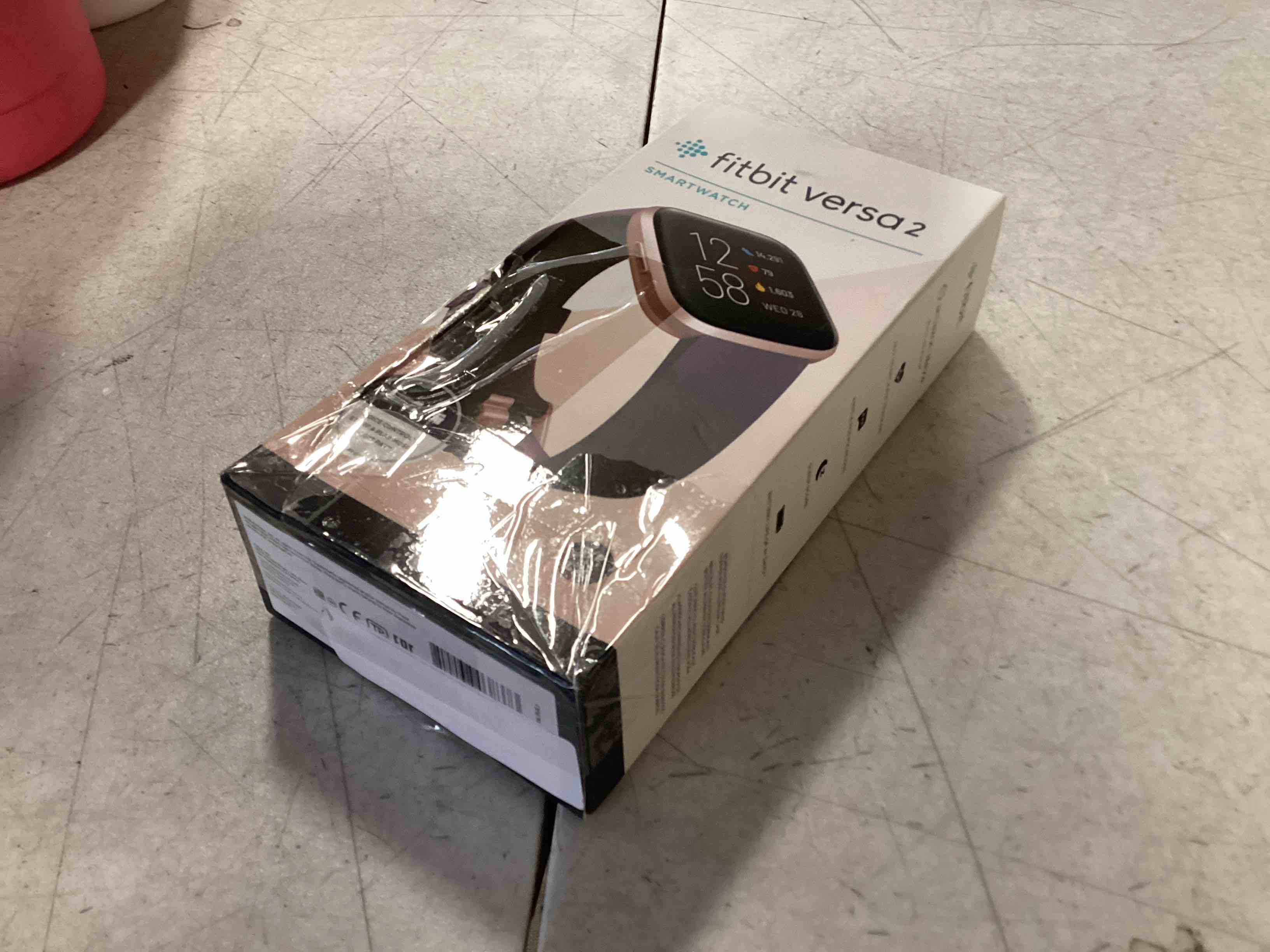 https://s3.amazonaws.com/lotting-images-prod/bidfta/PNK1450057_1734641781474.jpeg