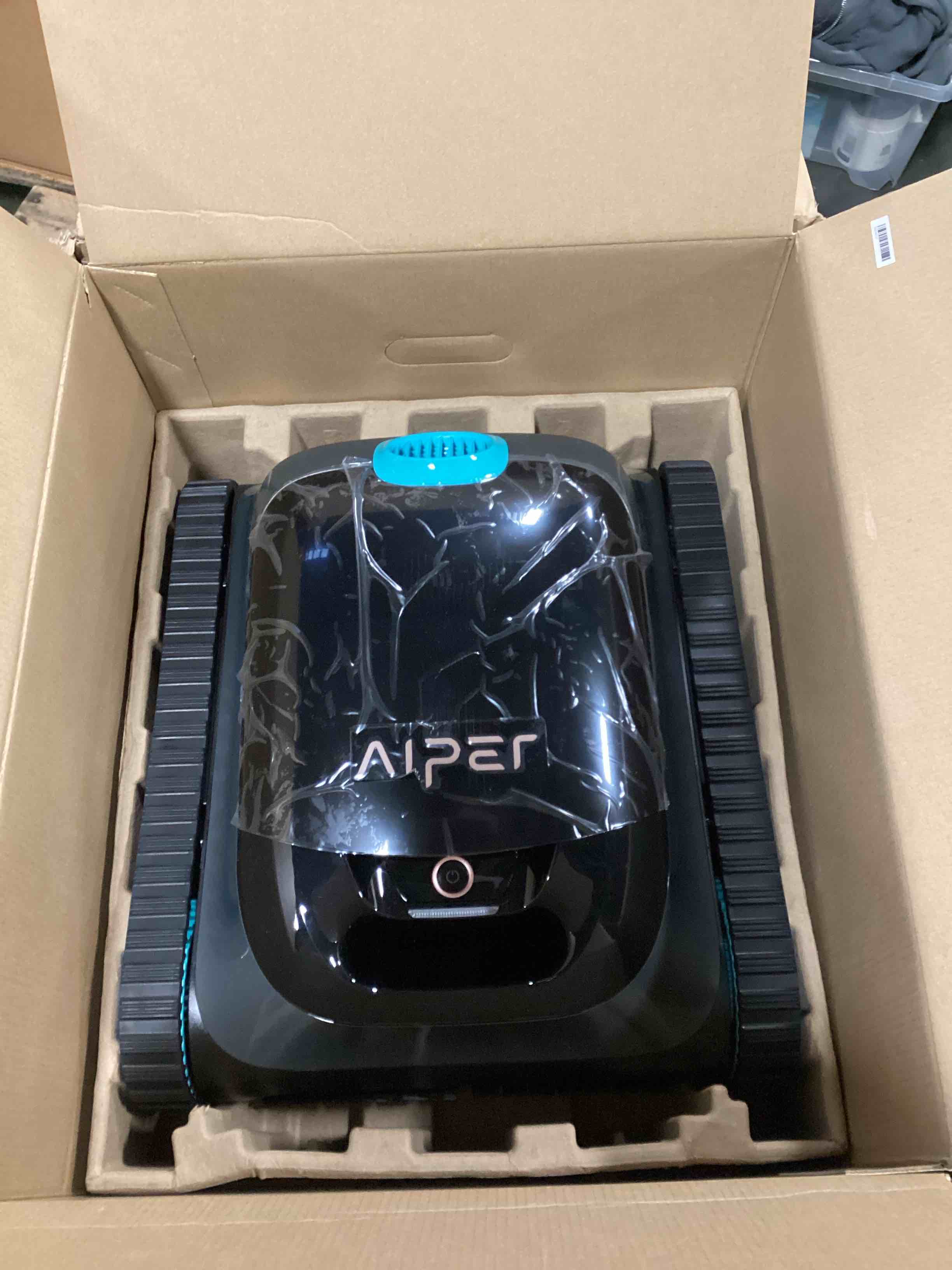 https://s3.amazonaws.com/lotting-images-prod/bidfta/PNK1450960_1735678456850.jpeg