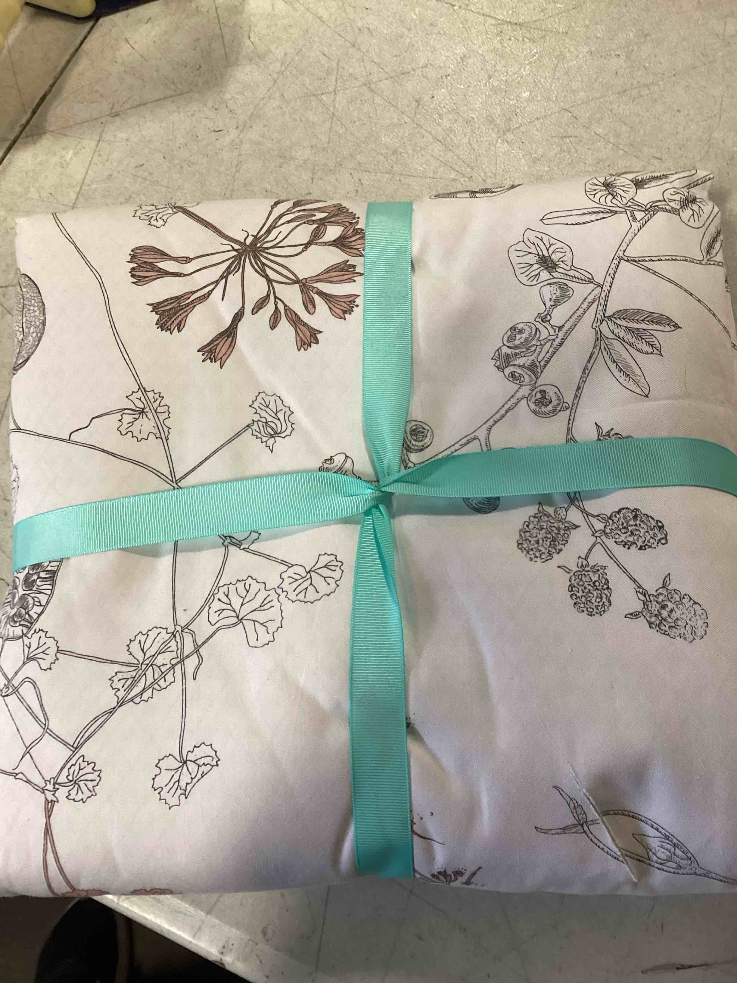 LEAVD SHEET SET. Queen set