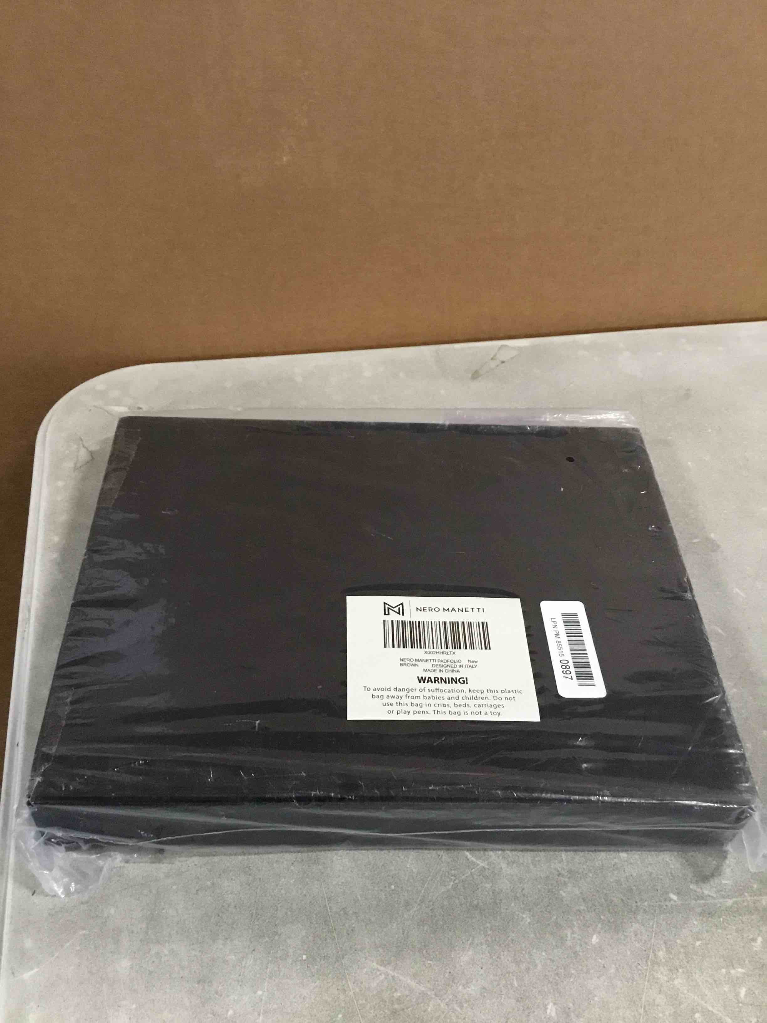https://s3.amazonaws.com/lotting-images-prod/bidfta/PNK1453528_1735659131130.jpeg