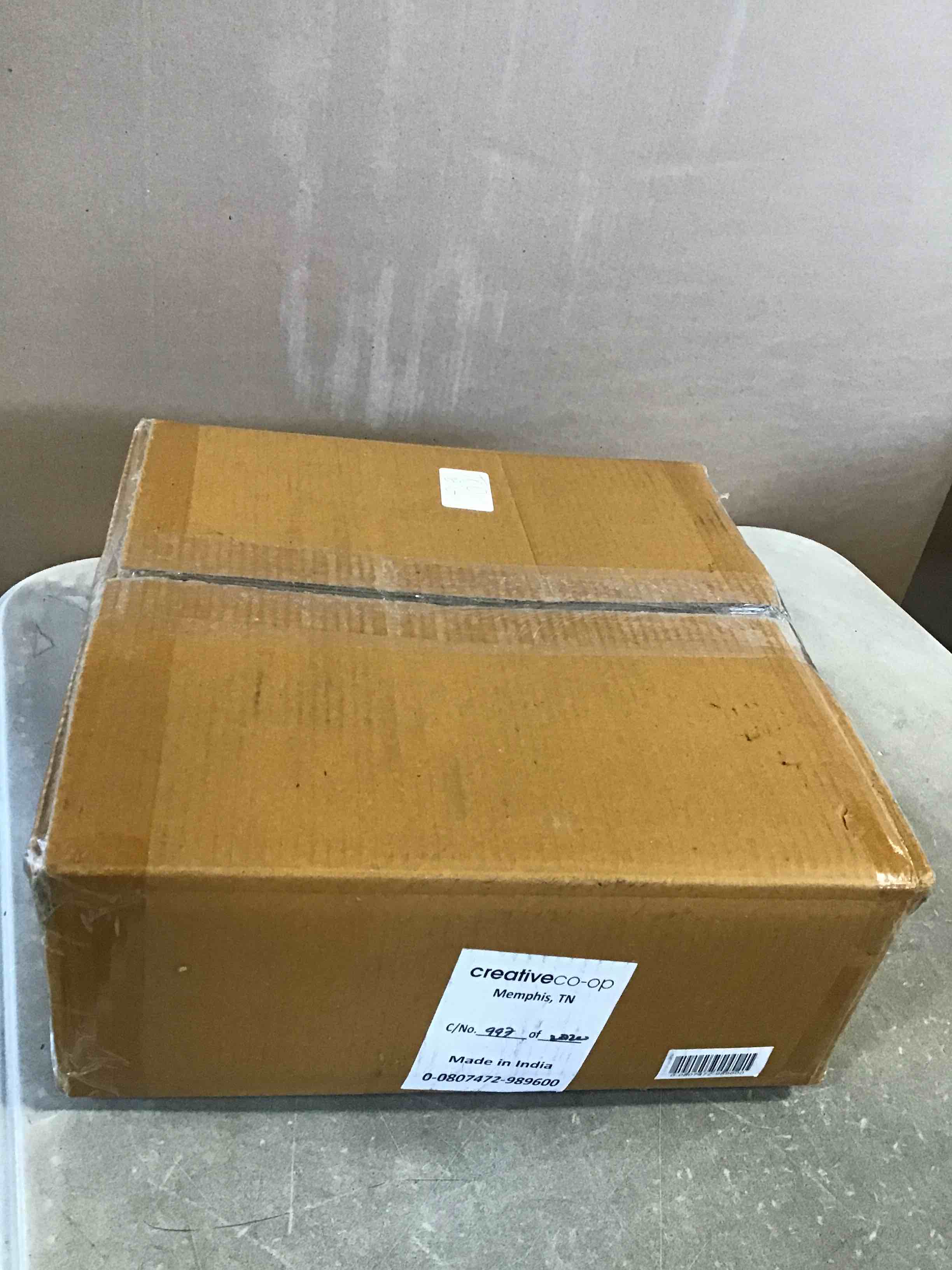 https://s3.amazonaws.com/lotting-images-prod/bidfta/PNK1454103_1736456059438.jpeg