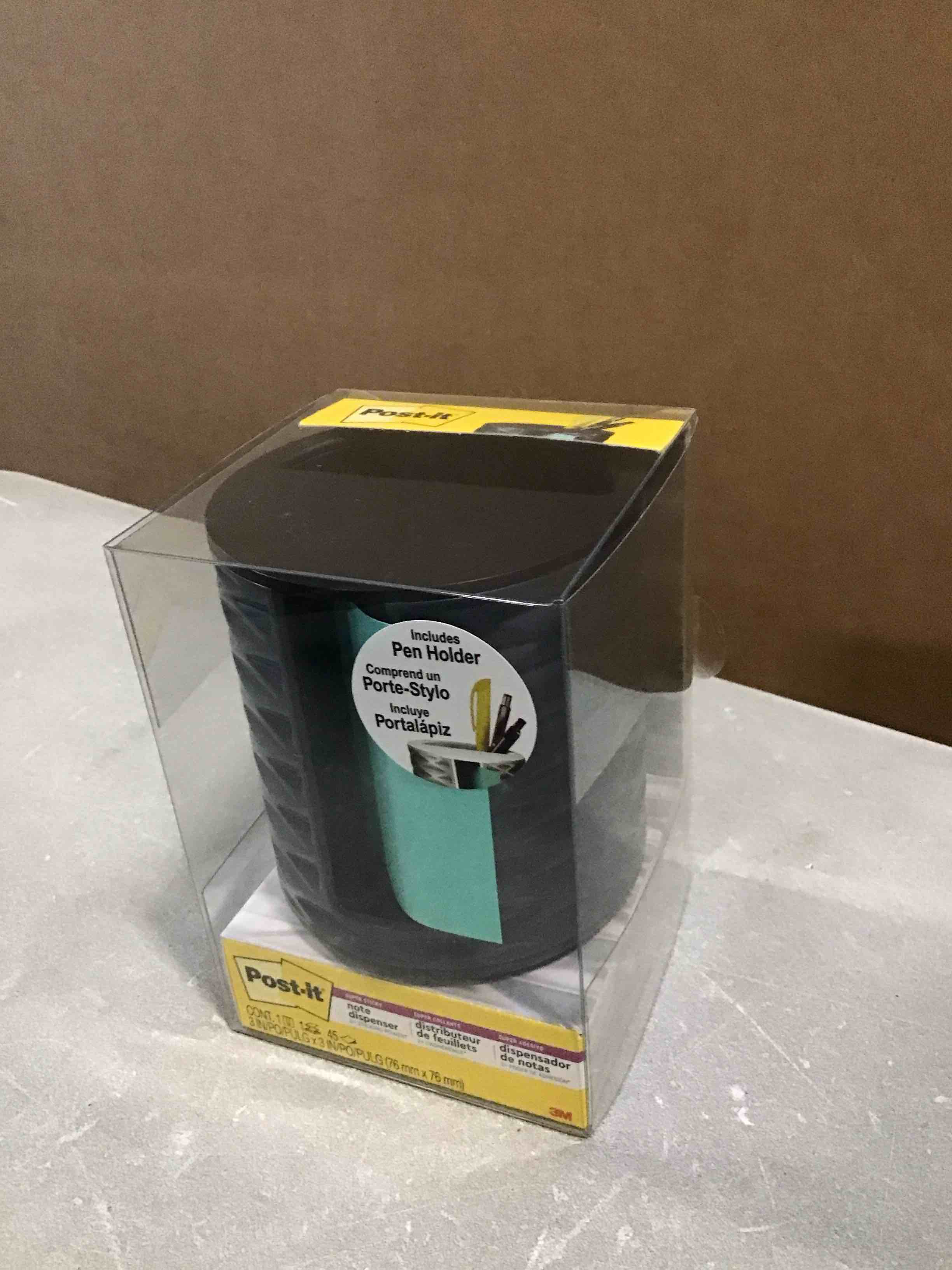 https://s3.amazonaws.com/lotting-images-prod/bidfta/PNK1455060_1737379596768.jpeg