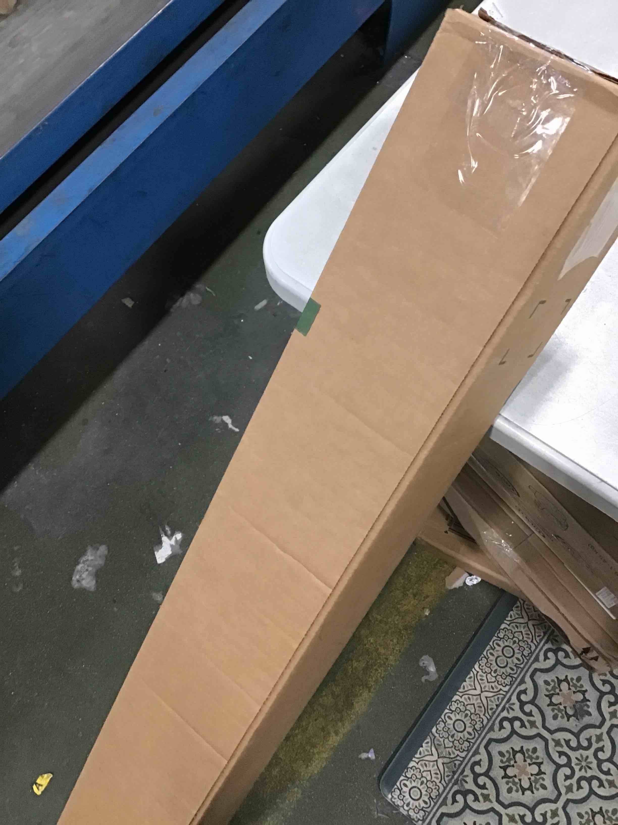 https://s3.amazonaws.com/lotting-images-prod/bidfta/PNK1456242_1732564376197.jpeg