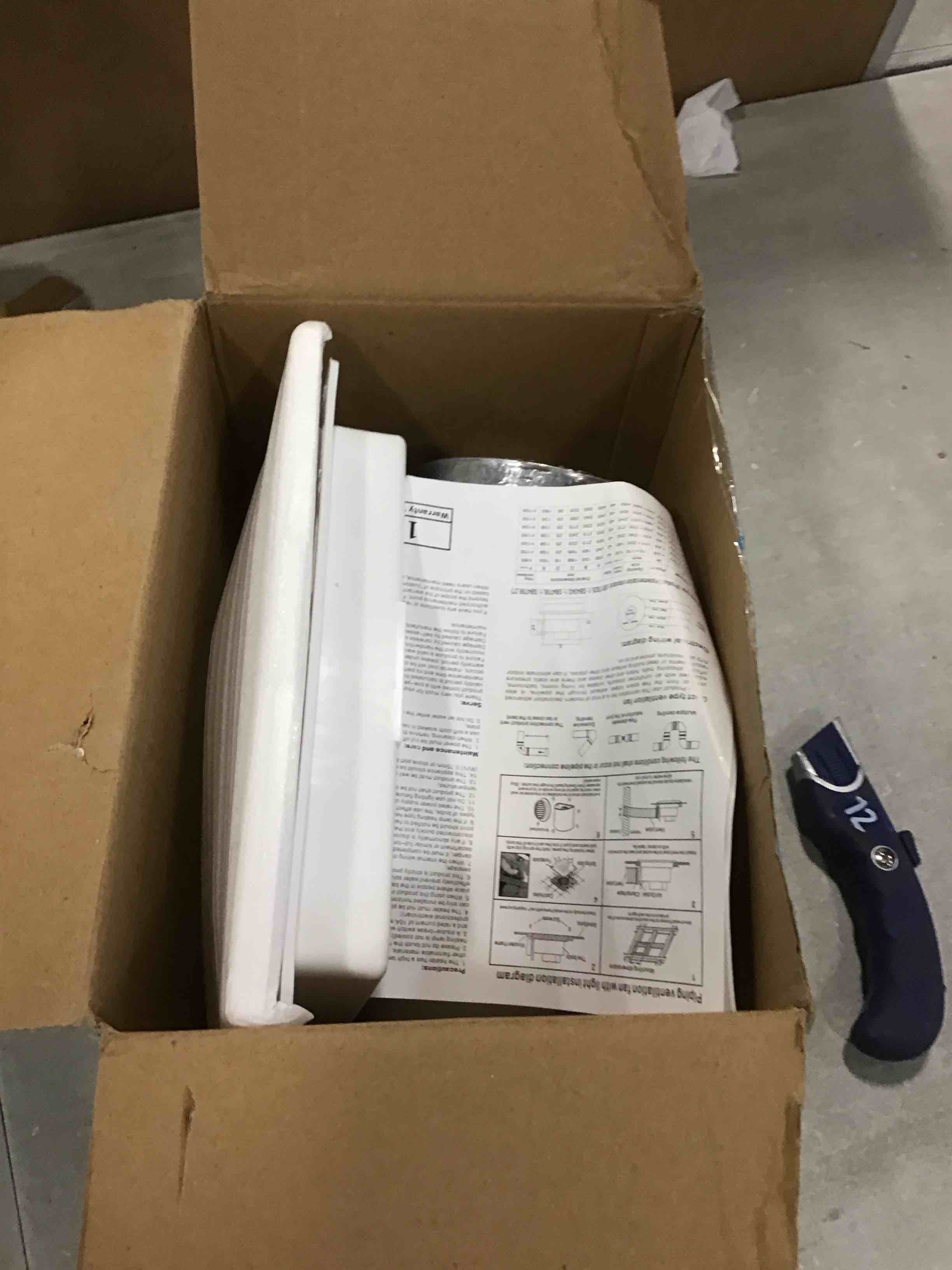 https://s3.amazonaws.com/lotting-images-prod/bidfta/PNK1456593_1732741743732.jpeg
