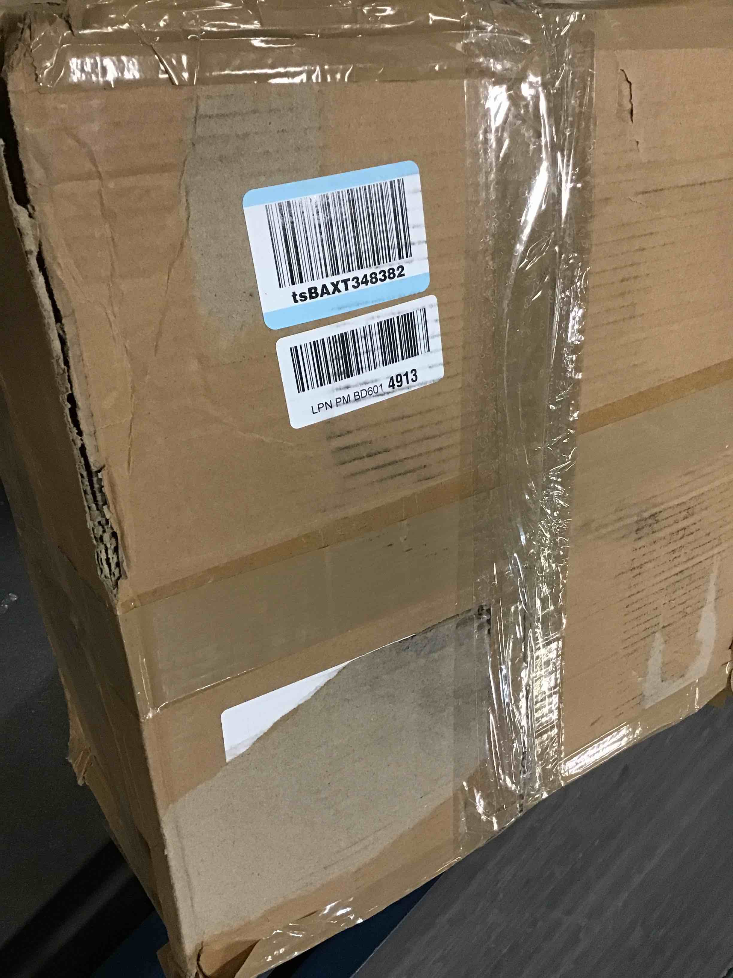 https://s3.amazonaws.com/lotting-images-prod/bidfta/PNK1456879_1733283707052.jpeg