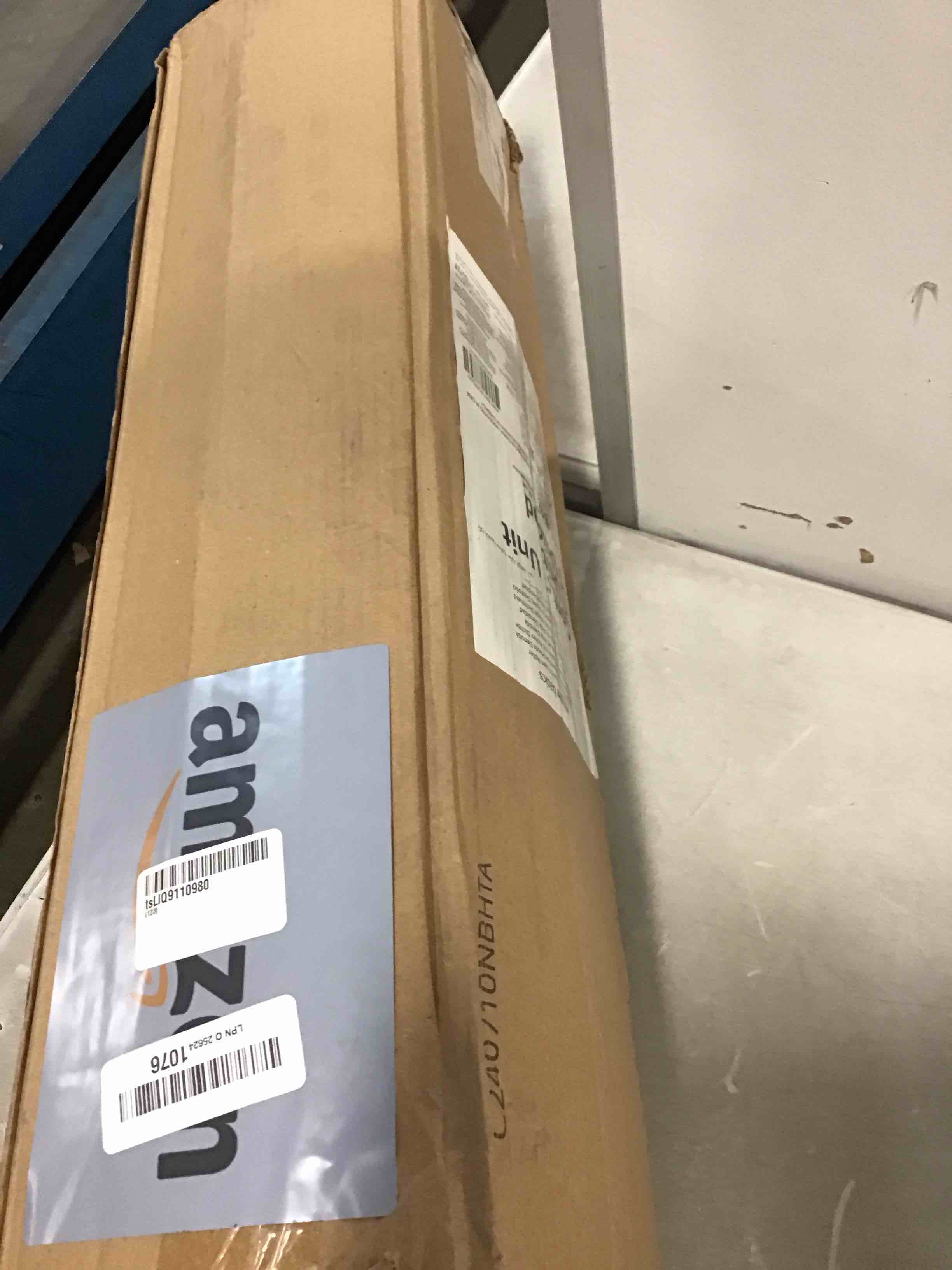 https://s3.amazonaws.com/lotting-images-prod/bidfta/PNK1457250_1733838035698.jpeg