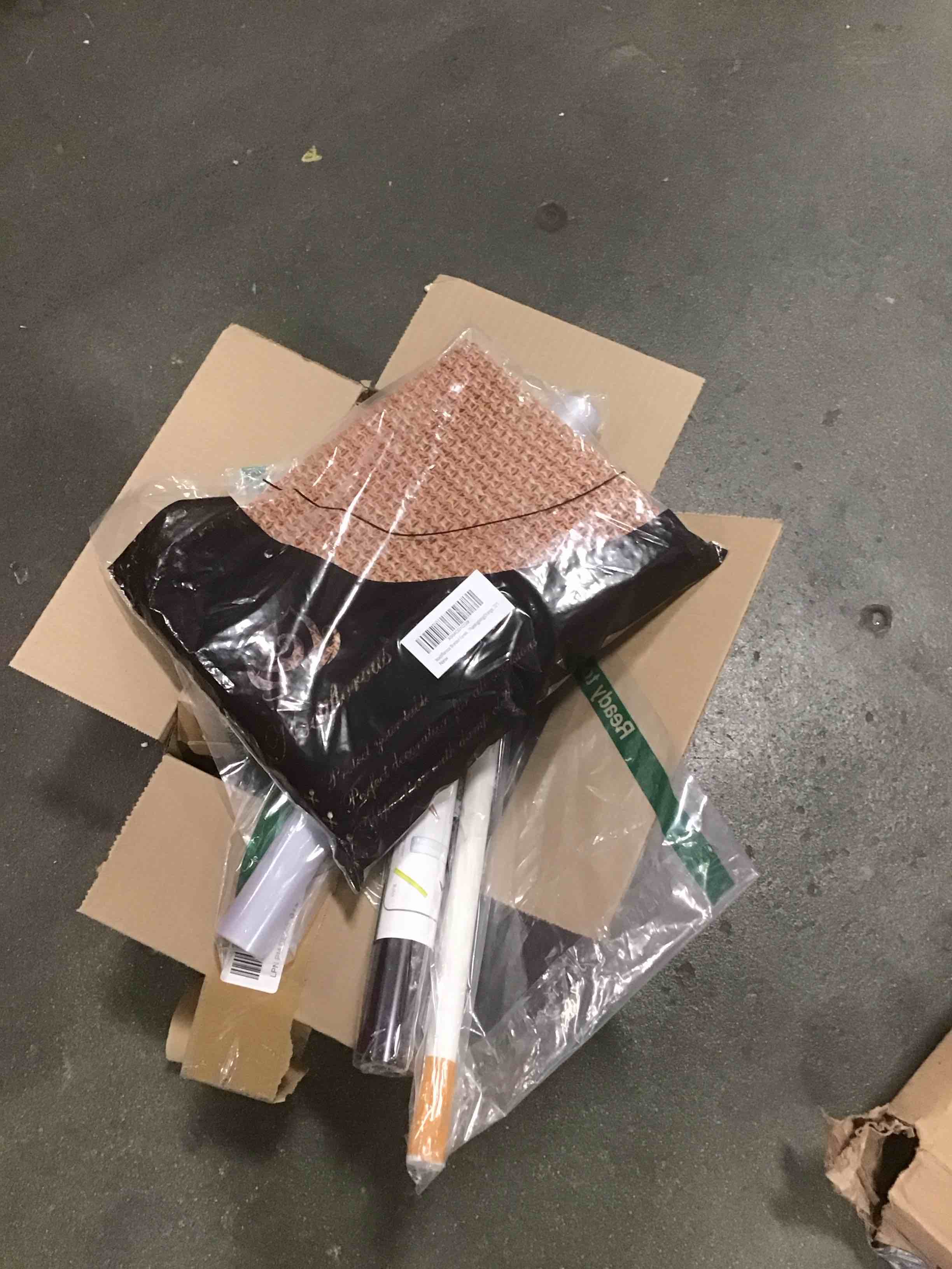 https://s3.amazonaws.com/lotting-images-prod/bidfta/PNK1458723_1734634099973.jpeg