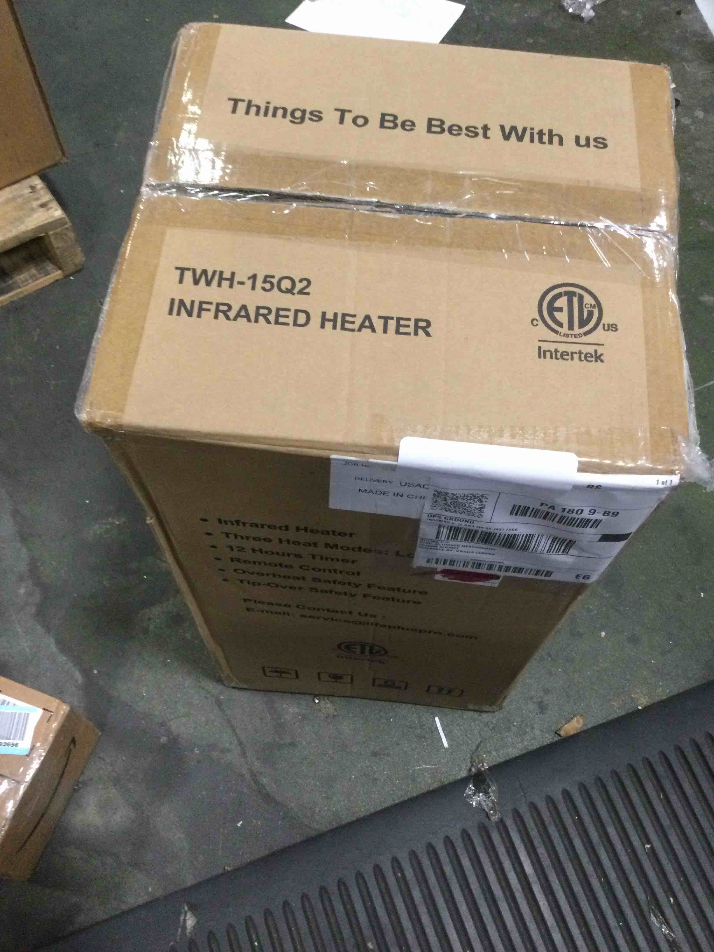 https://s3.amazonaws.com/lotting-images-prod/bidfta/PNK1458840_1734708931923.jpeg