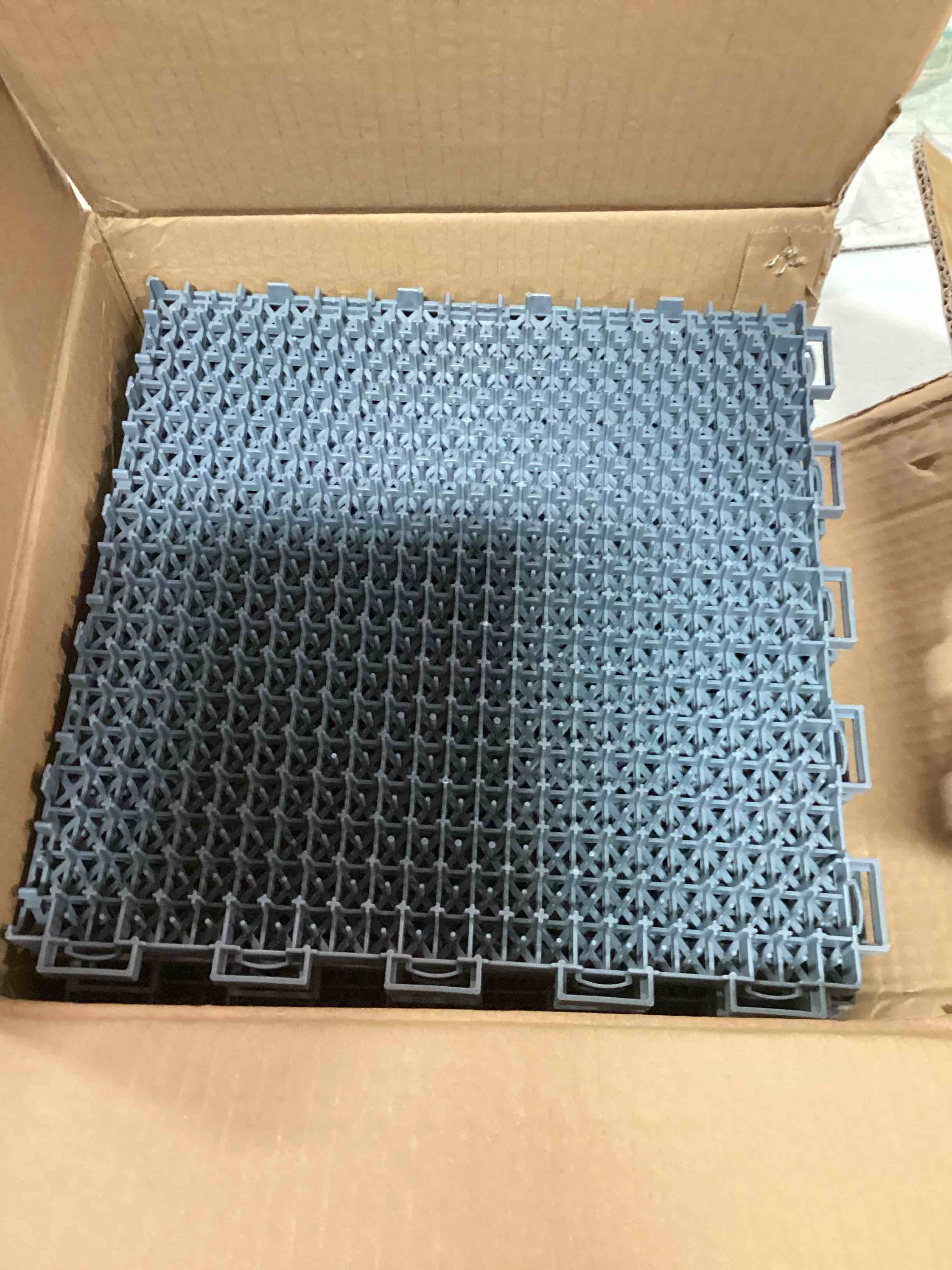 https://s3.amazonaws.com/lotting-images-prod/bidfta/PNK1461638_1733315707810.jpeg