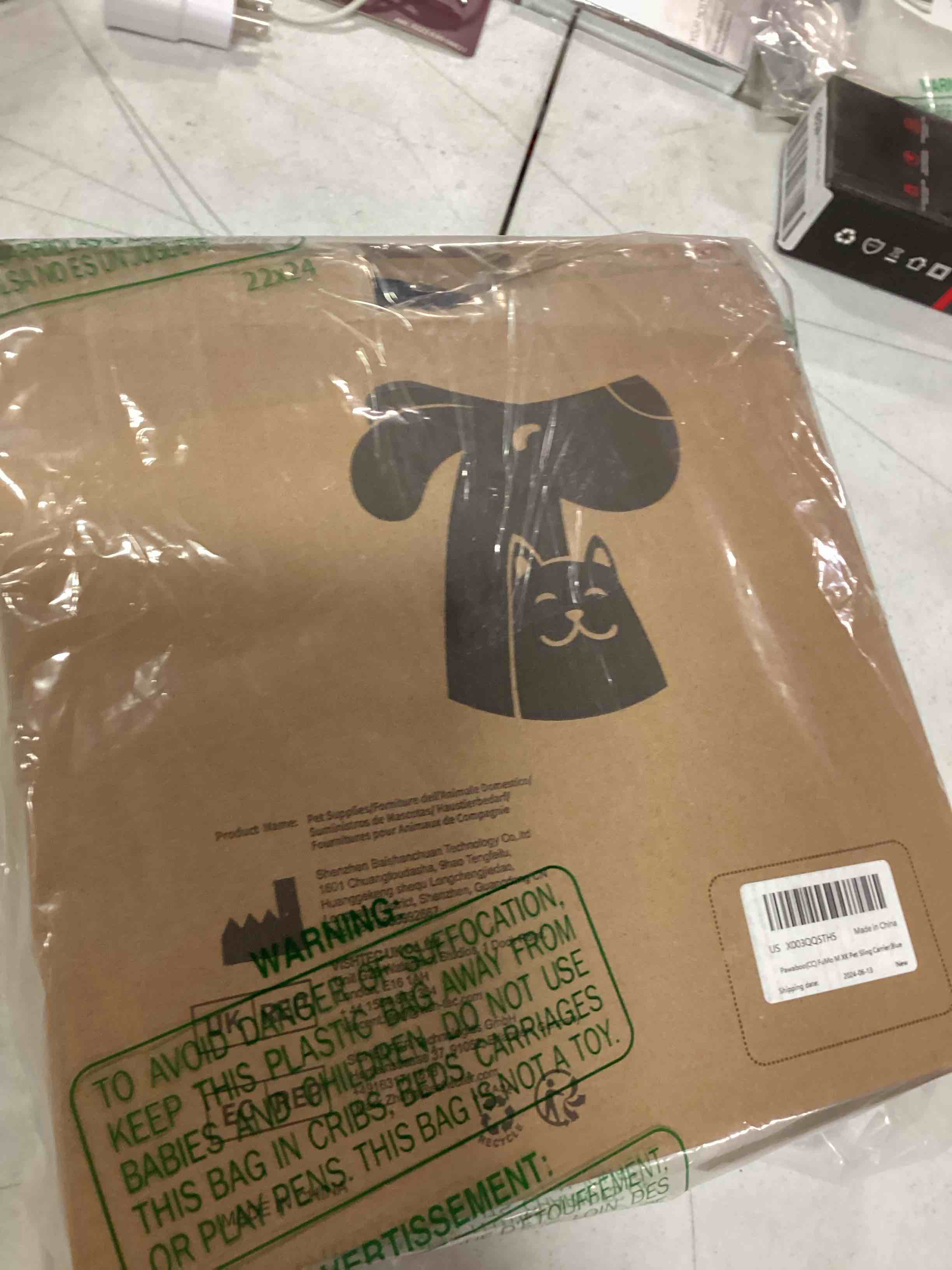 https://s3.amazonaws.com/lotting-images-prod/bidfta/PNK1461875_1733337298746.jpeg