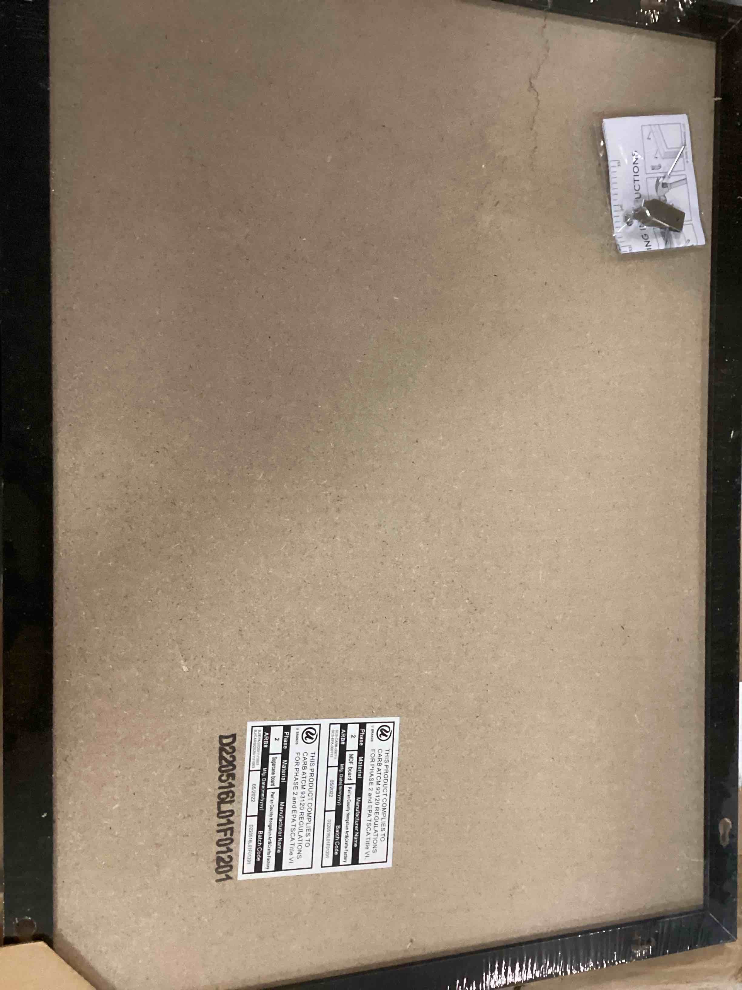 https://s3.amazonaws.com/lotting-images-prod/bidfta/PNK1462064_1732653988203.jpeg