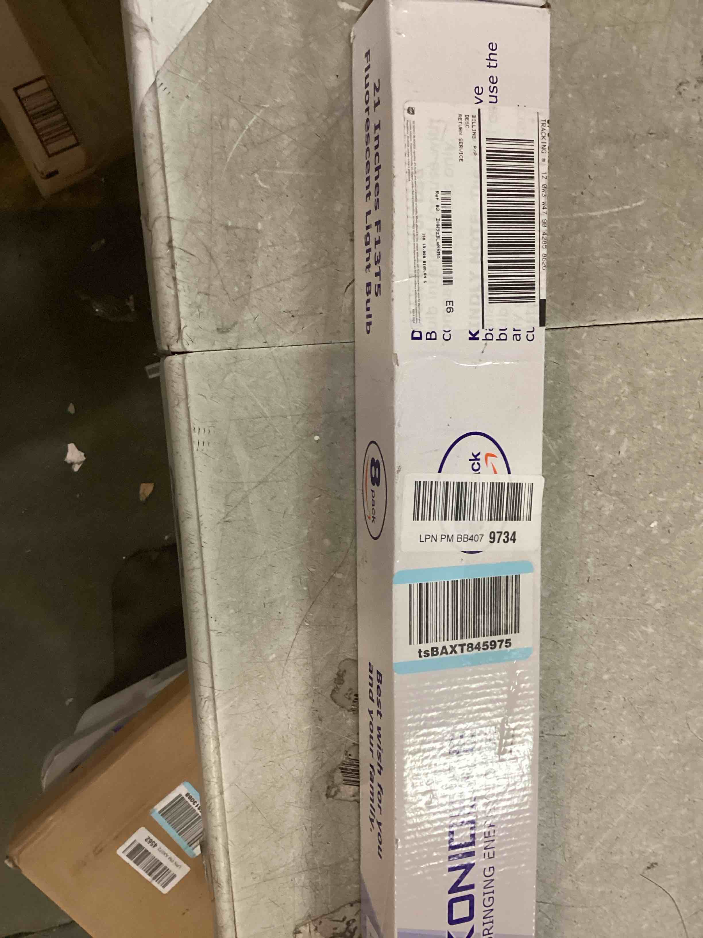 https://s3.amazonaws.com/lotting-images-prod/bidfta/PNK1462115_1732717104978.jpeg