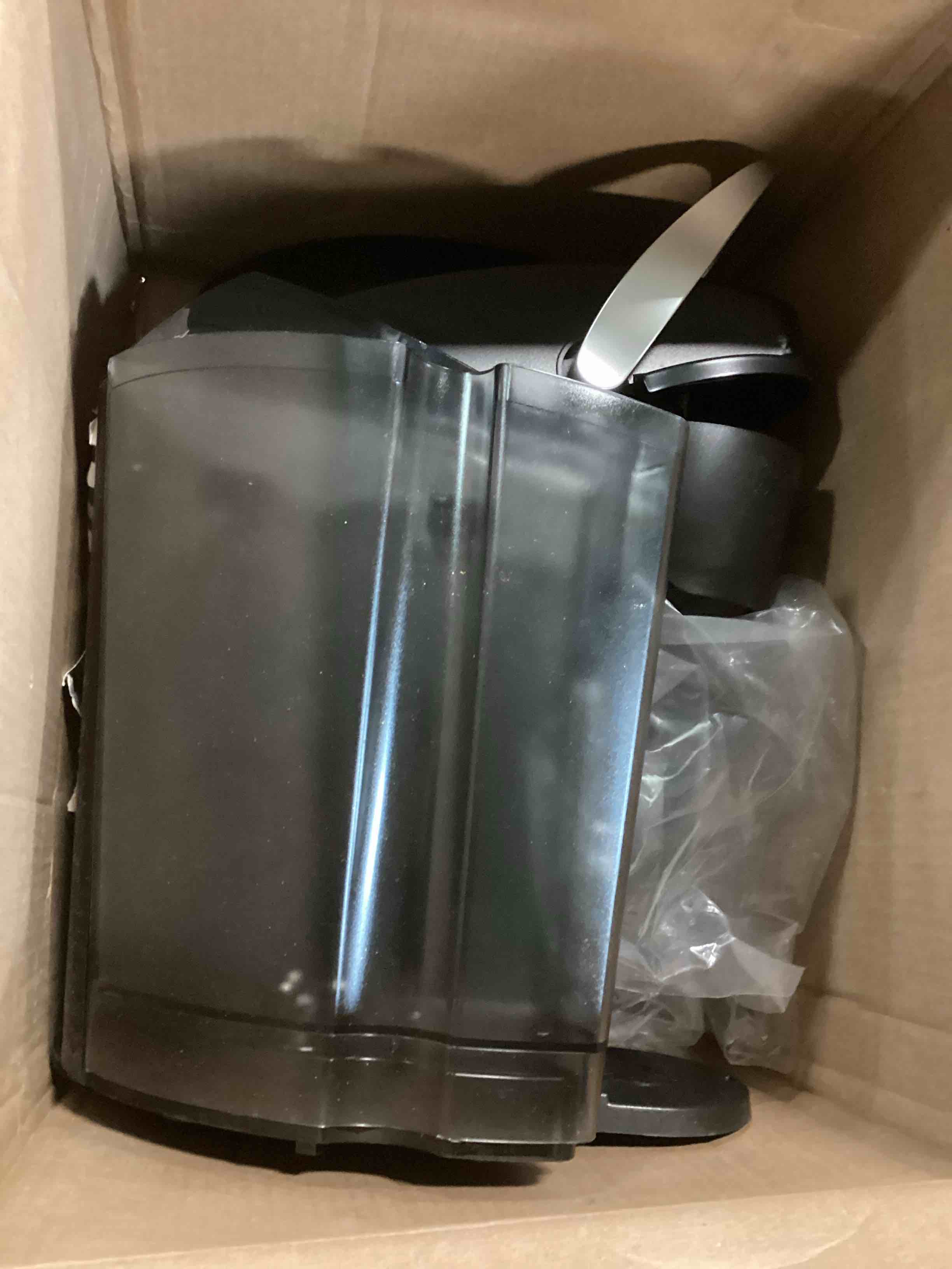 https://s3.amazonaws.com/lotting-images-prod/bidfta/PNK1462264_1732894090502.jpeg