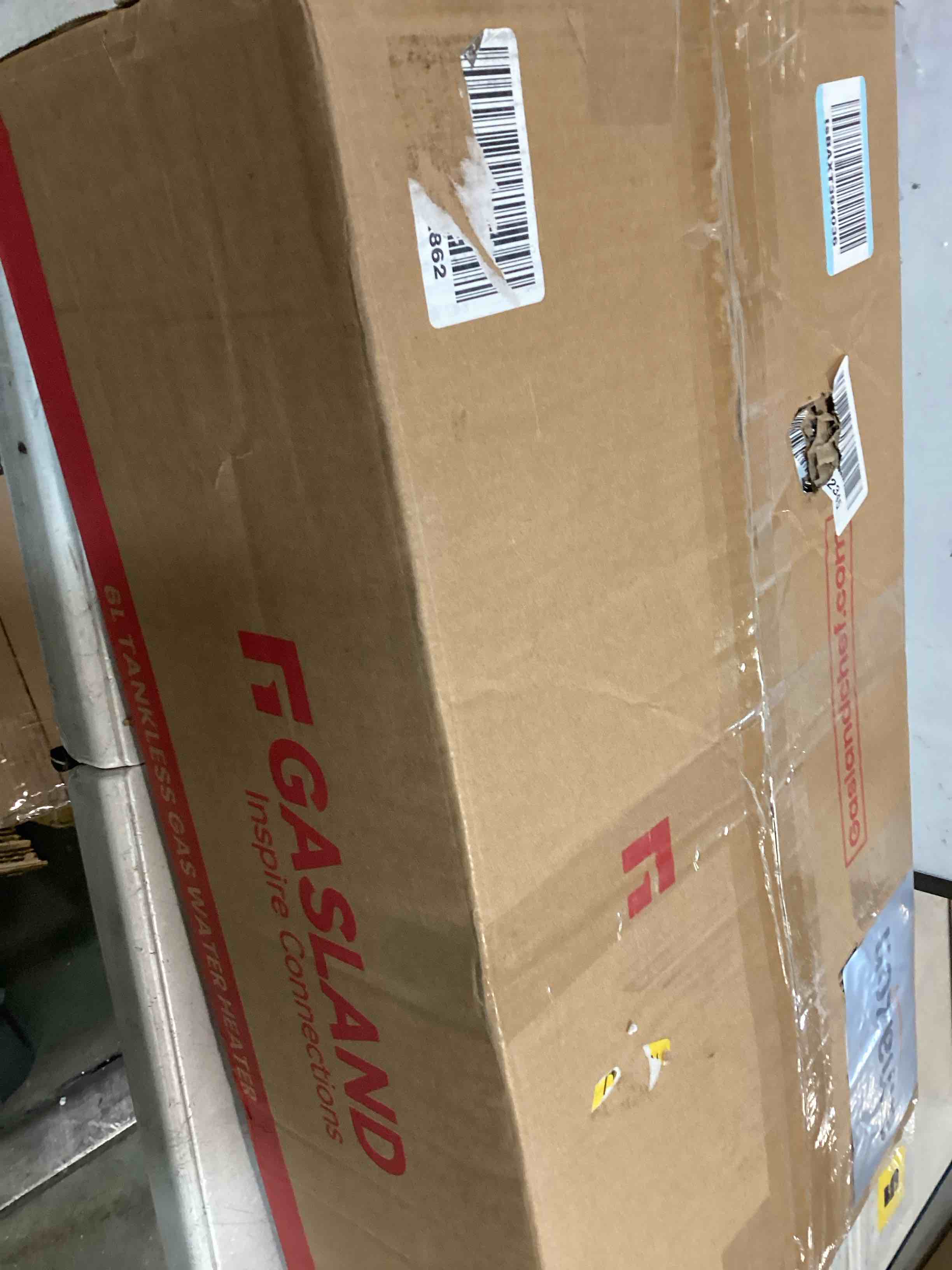 https://s3.amazonaws.com/lotting-images-prod/bidfta/PNK1462515_1733171817871.jpeg