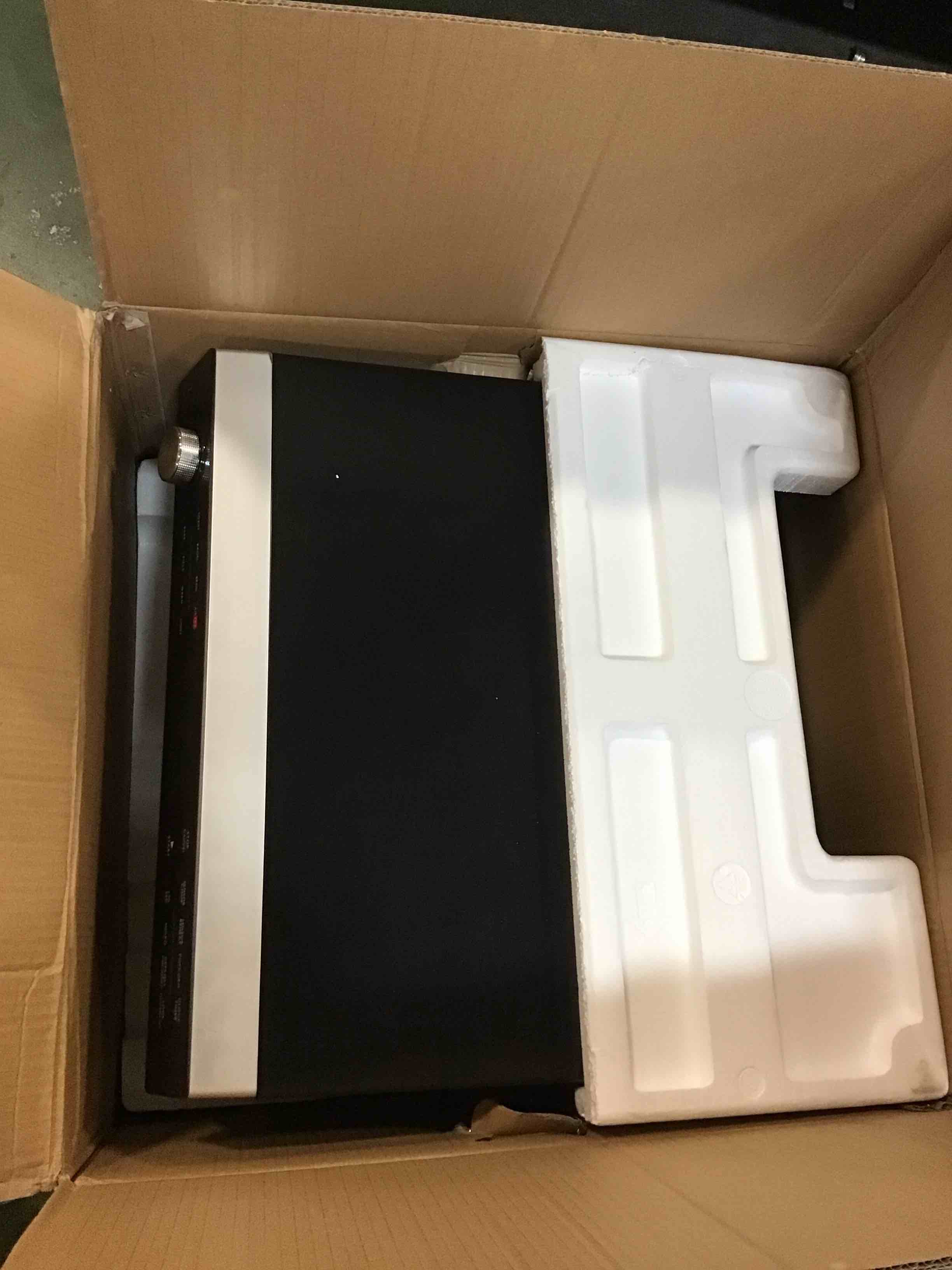 https://s3.amazonaws.com/lotting-images-prod/bidfta/PNK1462694_1733200560386.jpeg
