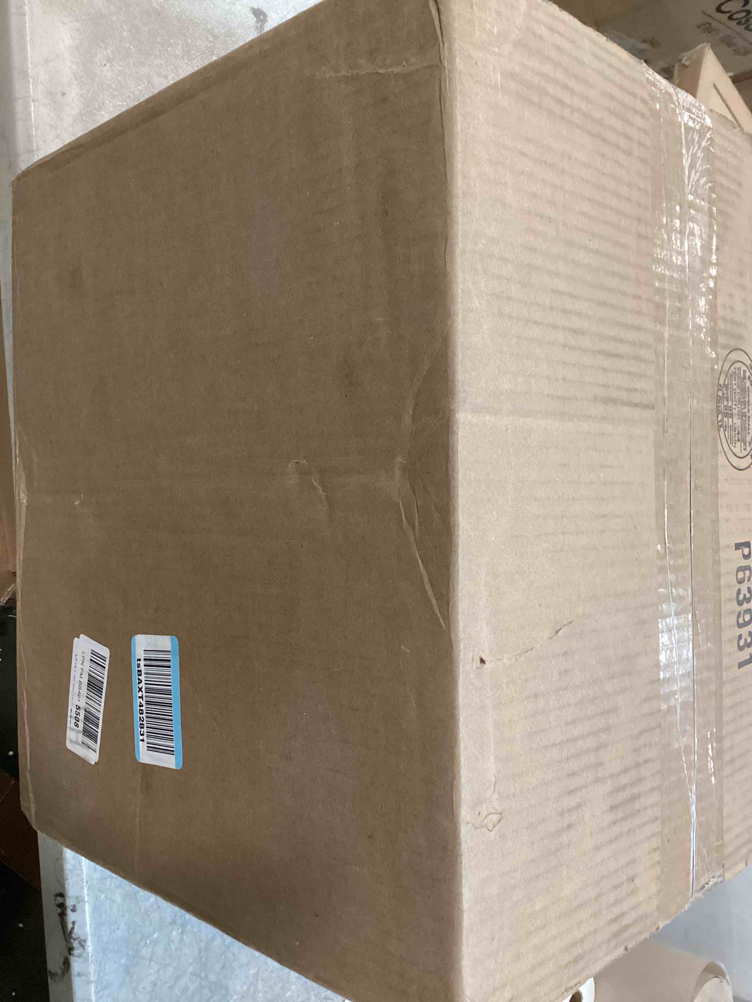 https://s3.amazonaws.com/lotting-images-prod/bidfta/PNK1462830_1733247372407.jpeg