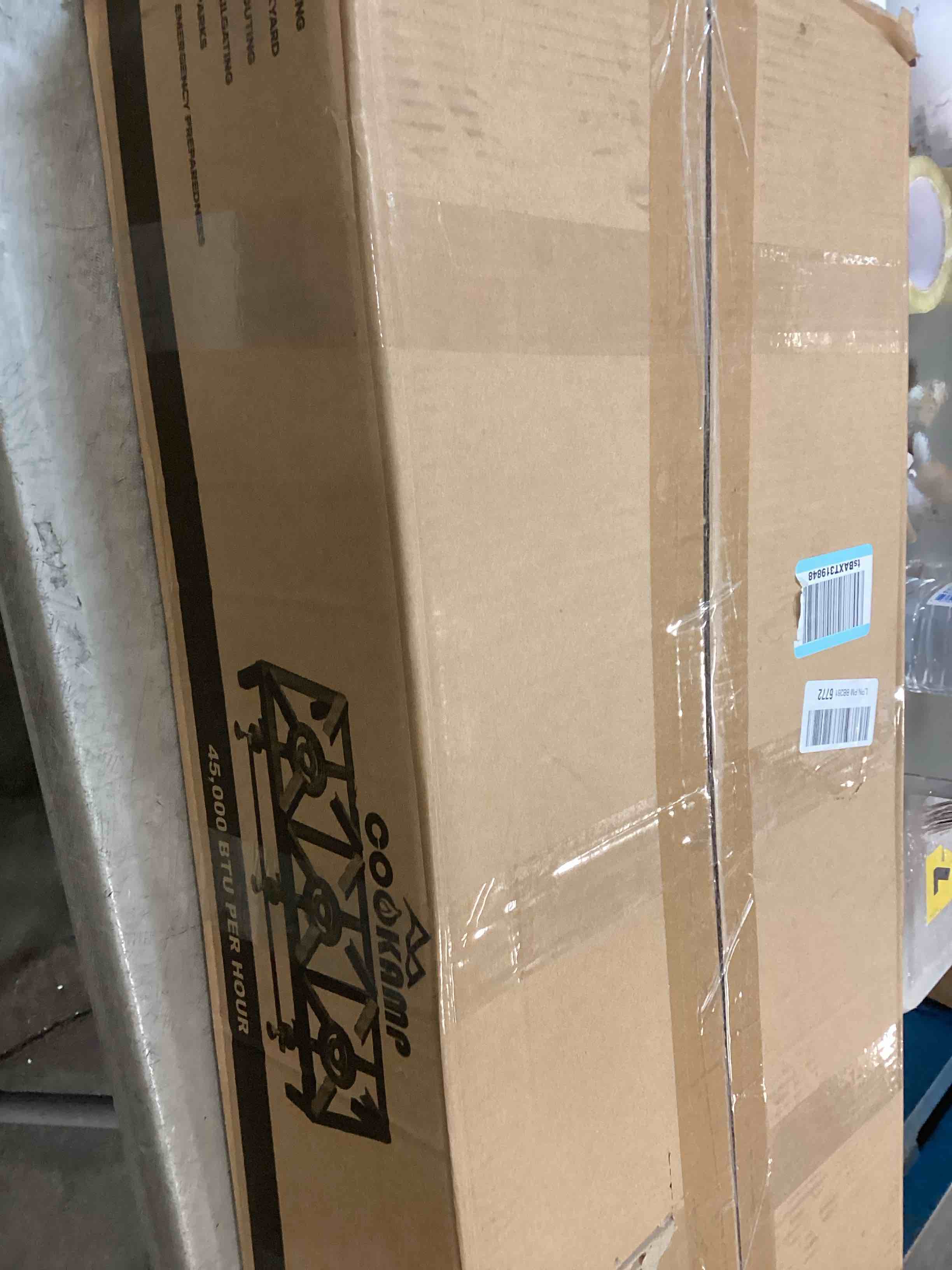 https://s3.amazonaws.com/lotting-images-prod/bidfta/PNK1463074_1733329169833.jpeg