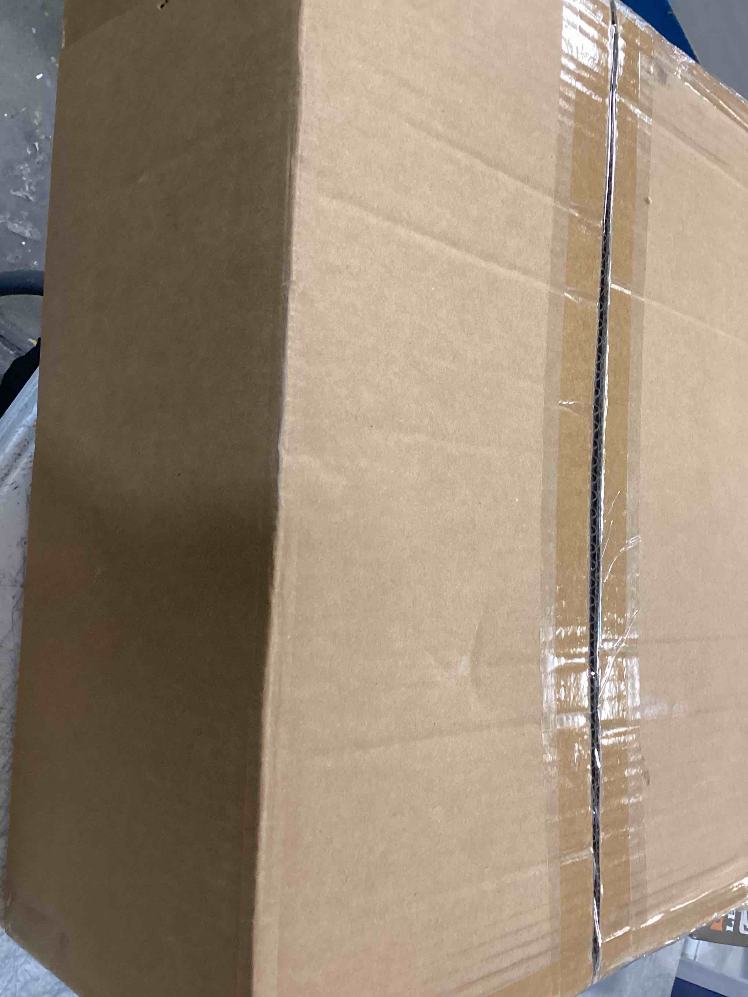 https://s3.amazonaws.com/lotting-images-prod/bidfta/PNK1463351_1733430156998.jpeg