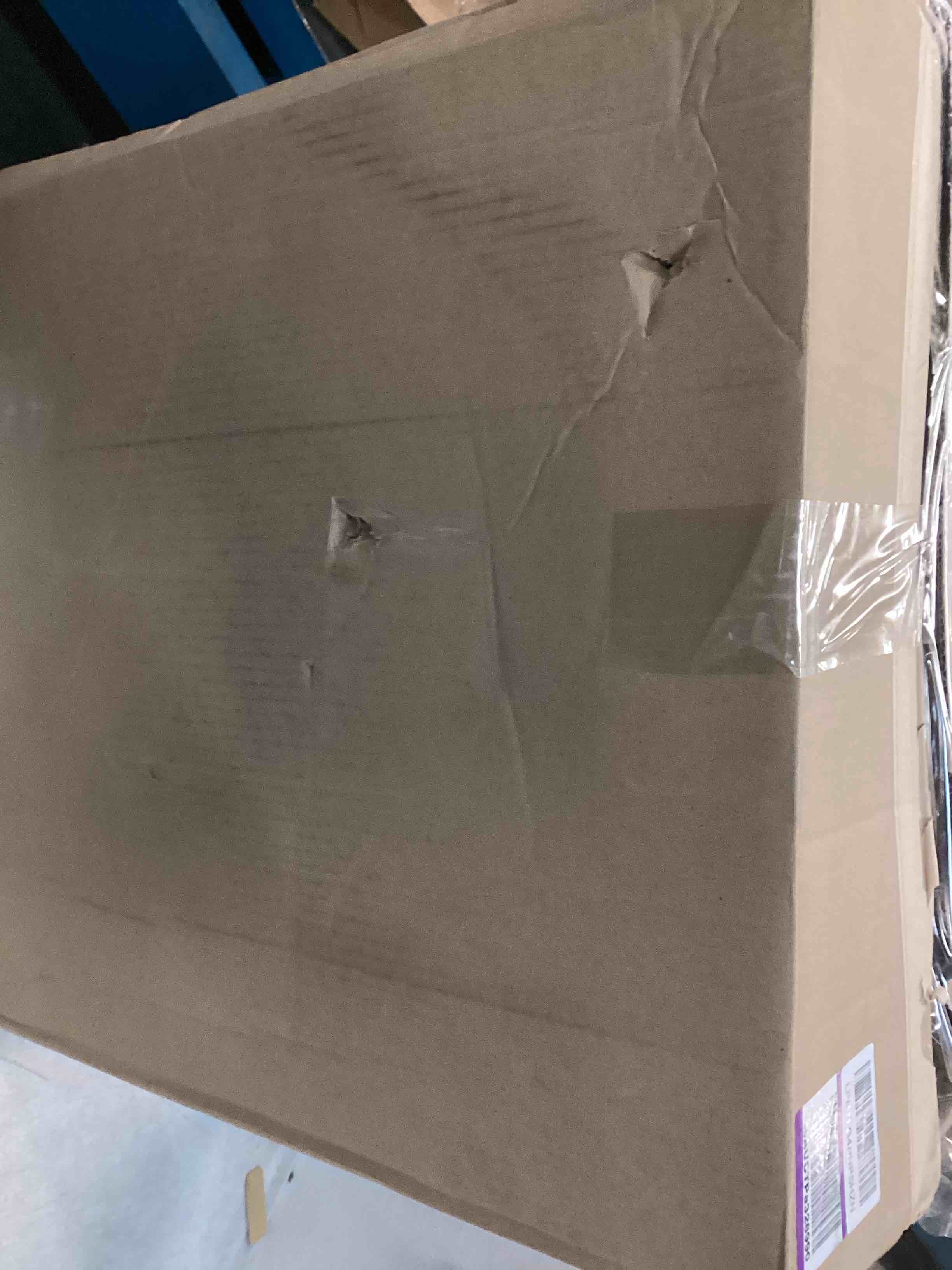 https://s3.amazonaws.com/lotting-images-prod/bidfta/PNK1463431_1733765346553.jpeg