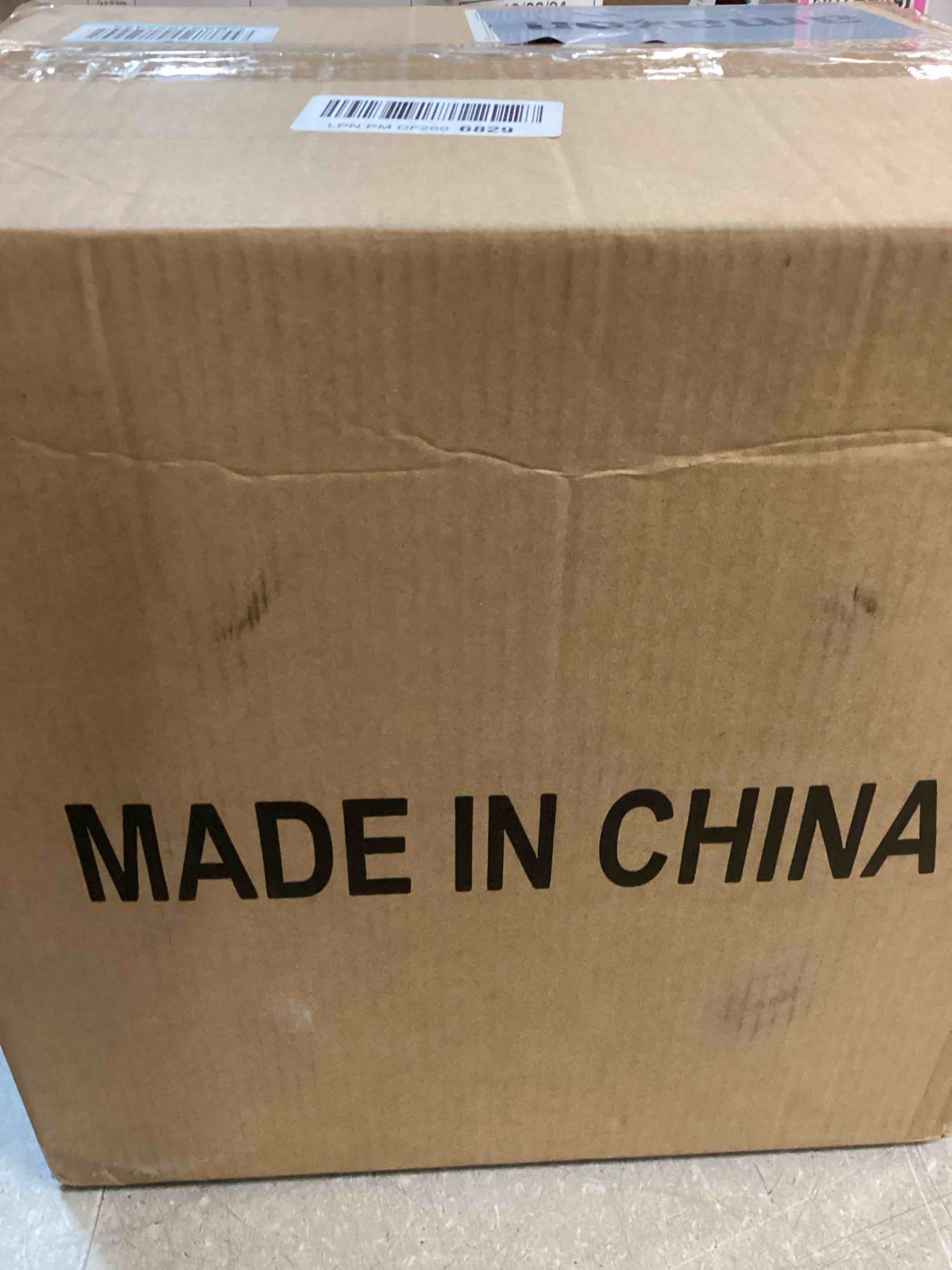 https://s3.amazonaws.com/lotting-images-prod/bidfta/PNK1463572_1733835838649.jpeg