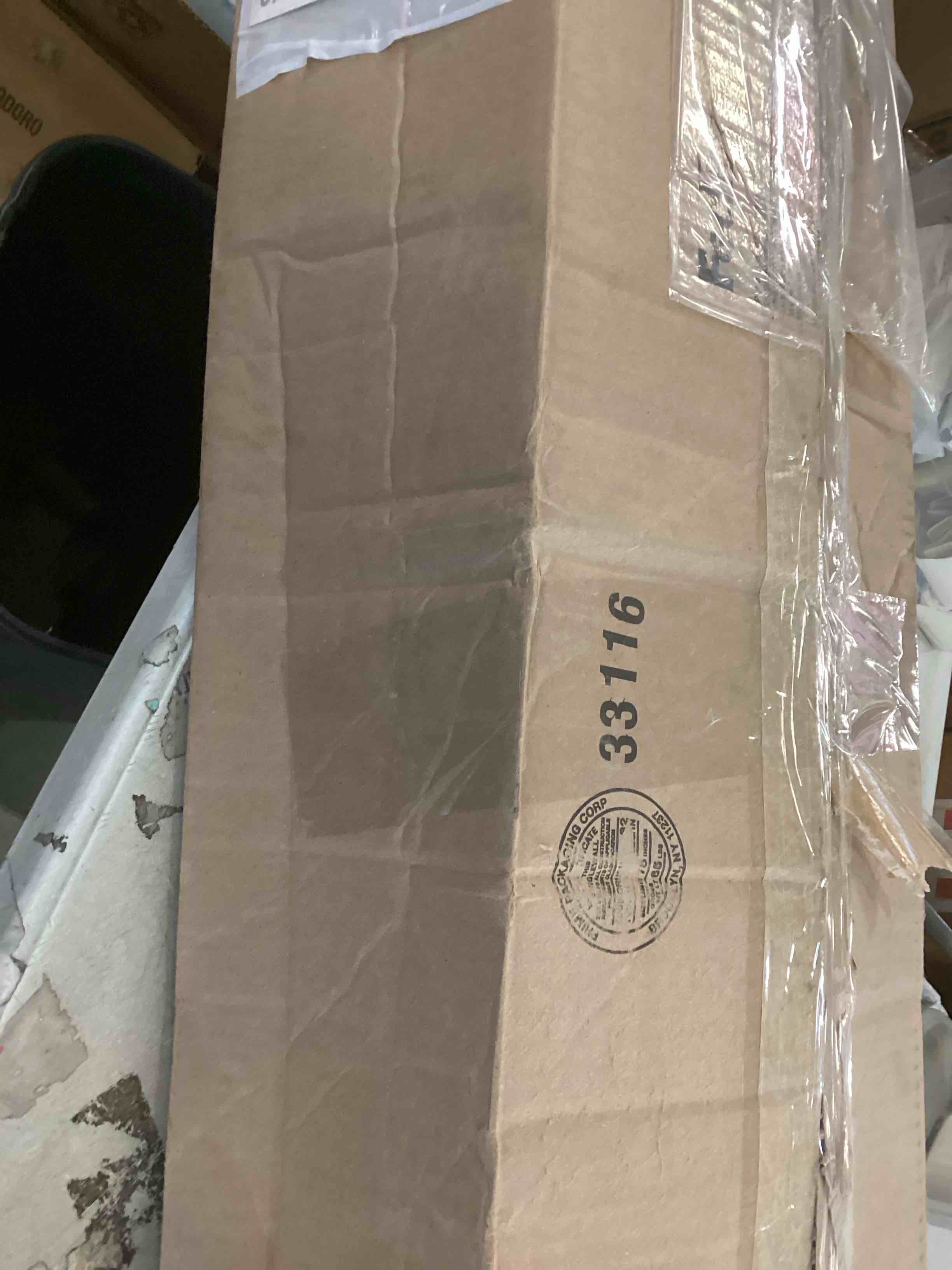 https://s3.amazonaws.com/lotting-images-prod/bidfta/PNK1464039_1734013075900.jpeg