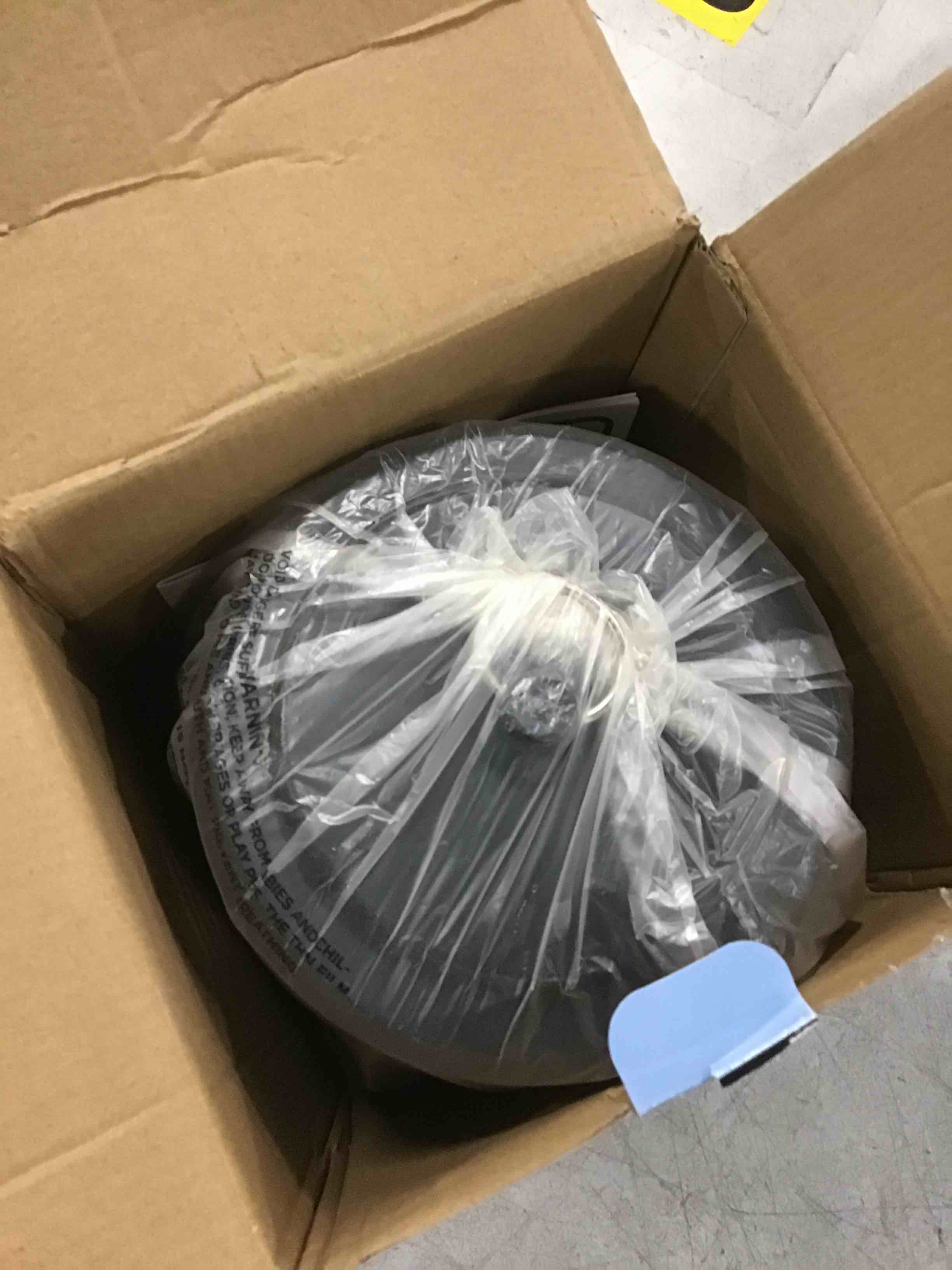 https://s3.amazonaws.com/lotting-images-prod/bidfta/PNK1464423_1734376009566.jpeg