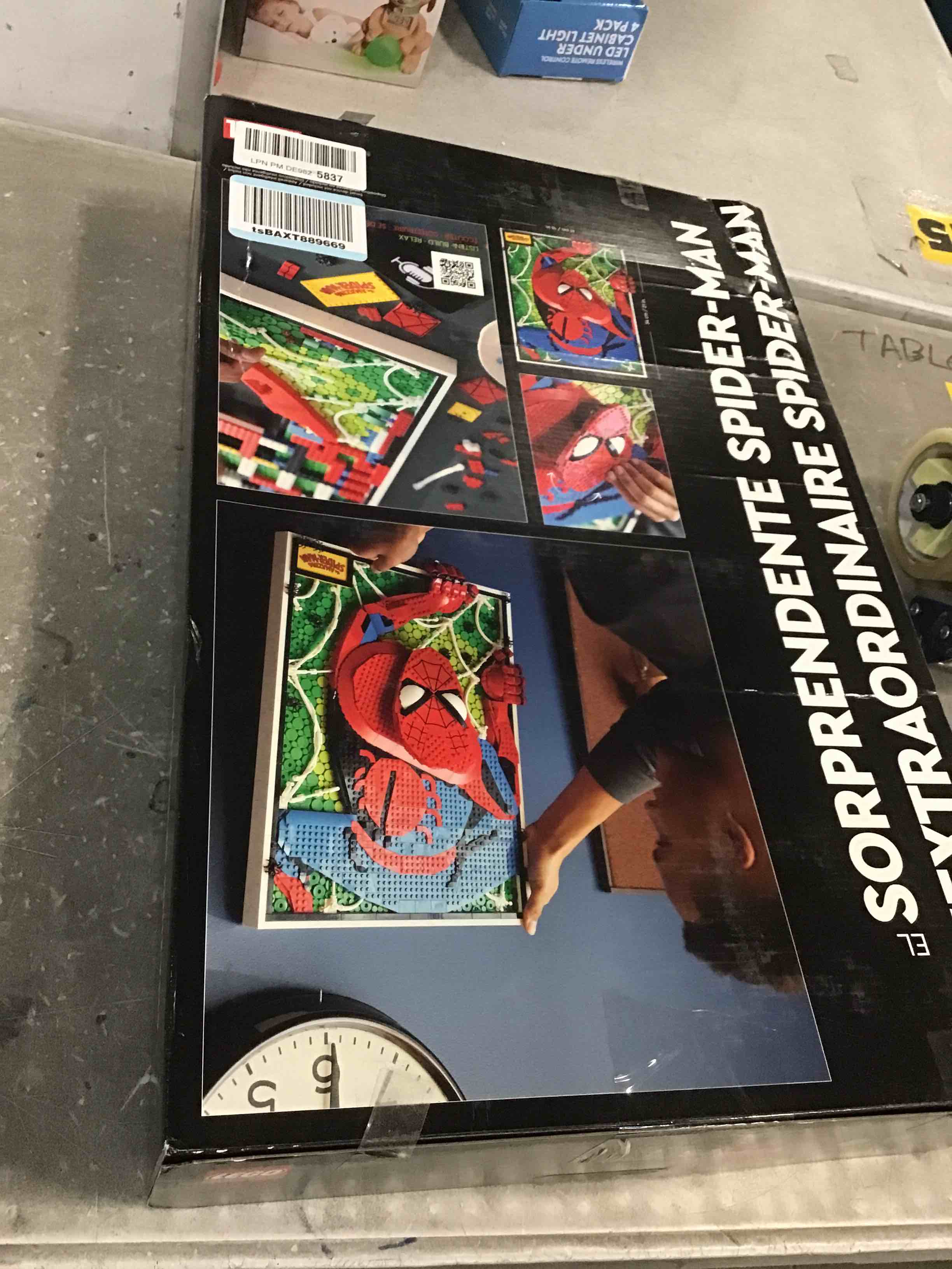 https://s3.amazonaws.com/lotting-images-prod/bidfta/PNK1464675_1734463929419.jpeg