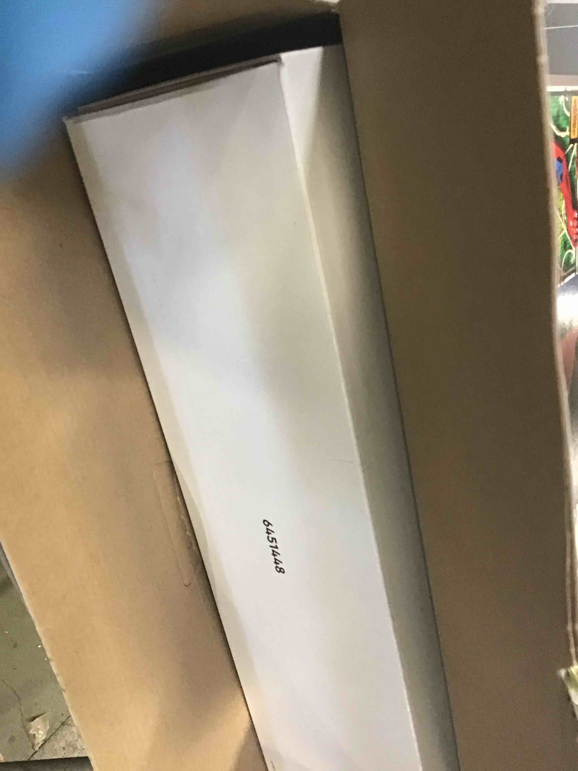 https://s3.amazonaws.com/lotting-images-prod/bidfta/PNK1464675_1734463994551.jpeg
