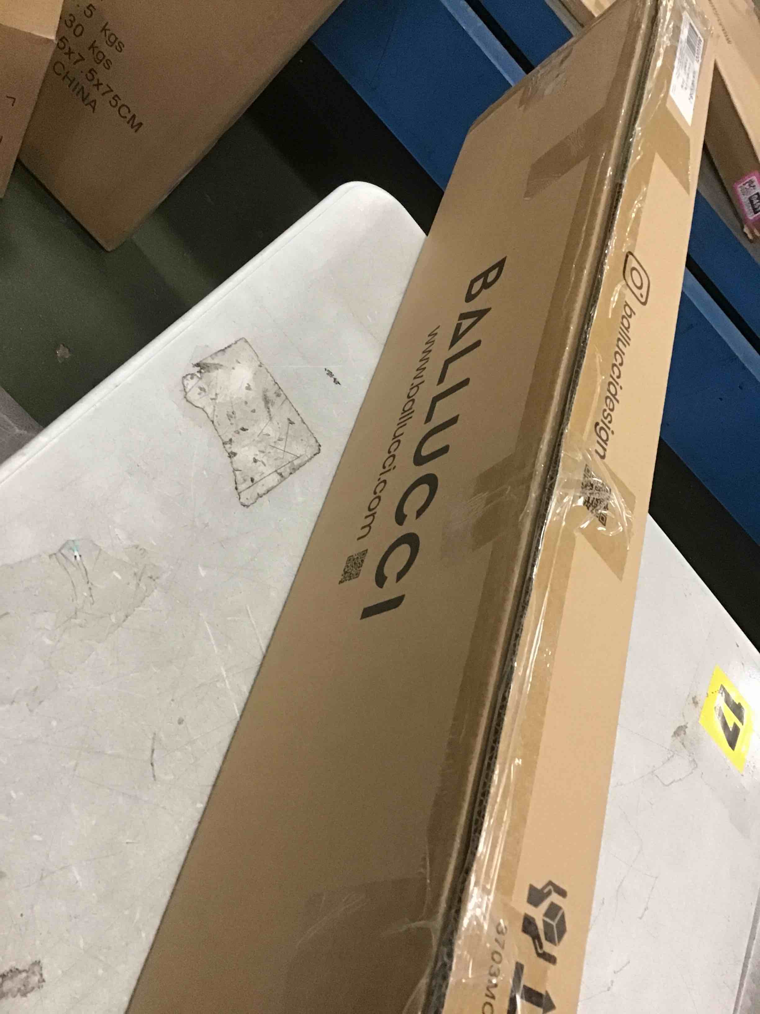 https://s3.amazonaws.com/lotting-images-prod/bidfta/PNK1464773_1734532409042.jpeg