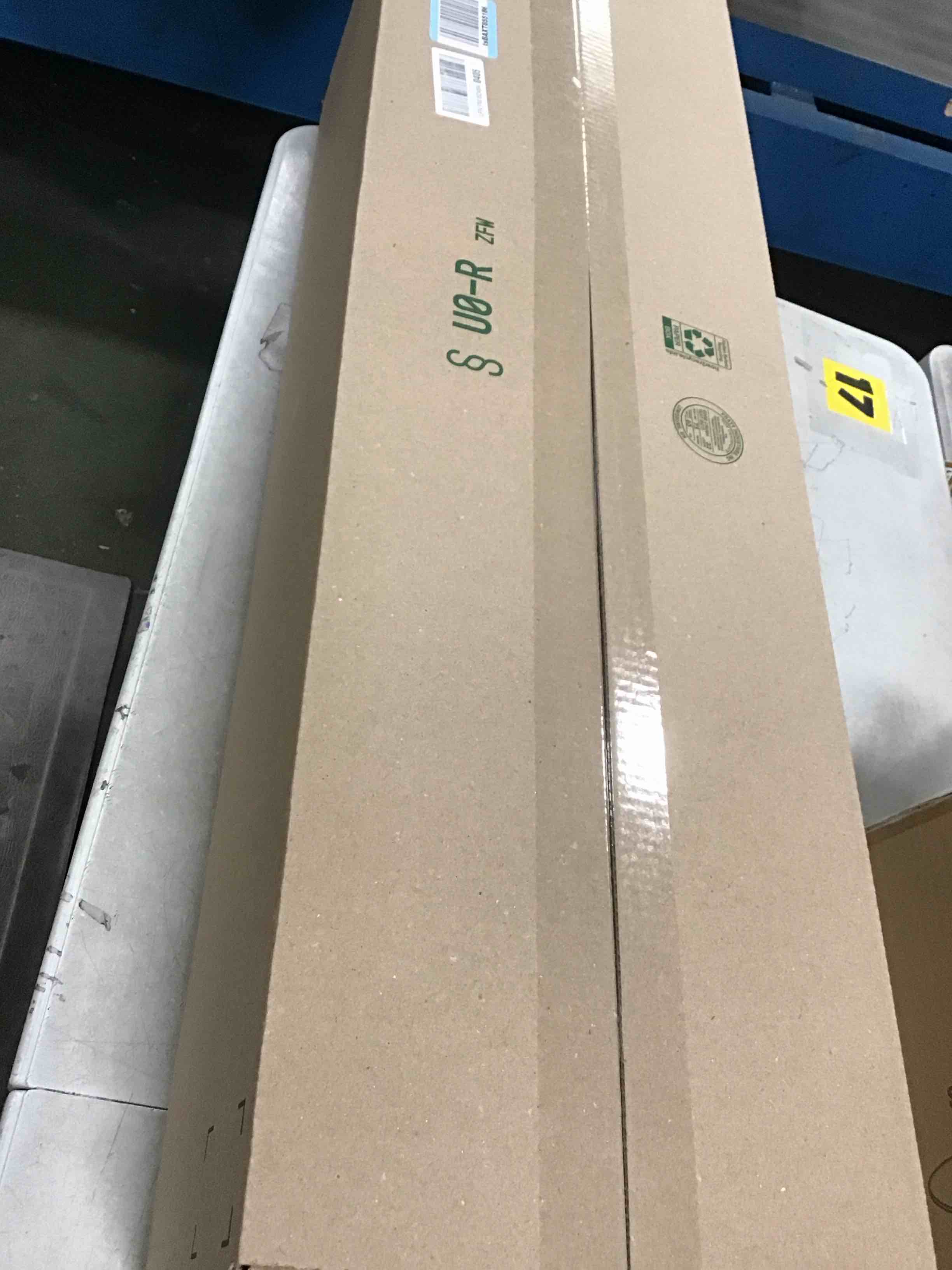 https://s3.amazonaws.com/lotting-images-prod/bidfta/PNK1465328_1732723840191.jpeg