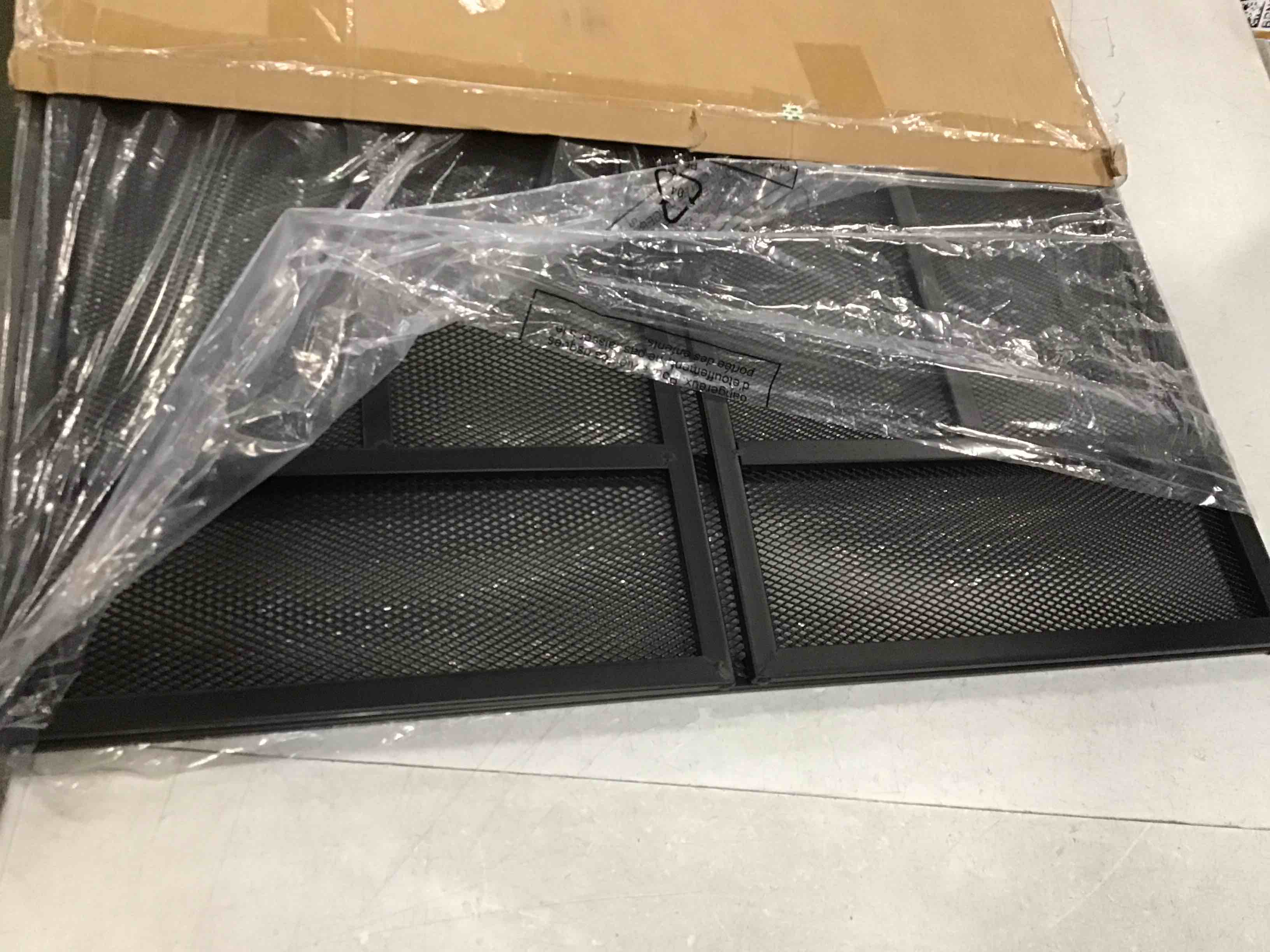 https://s3.amazonaws.com/lotting-images-prod/bidfta/PNK1465342_1732724531348.jpeg