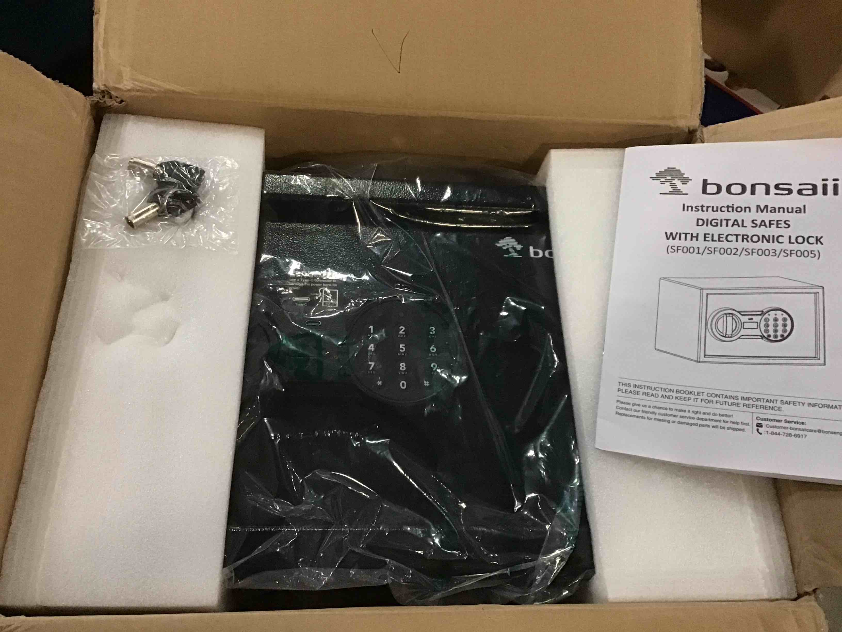 https://s3.amazonaws.com/lotting-images-prod/bidfta/PNK1465676_1733146998490.jpeg